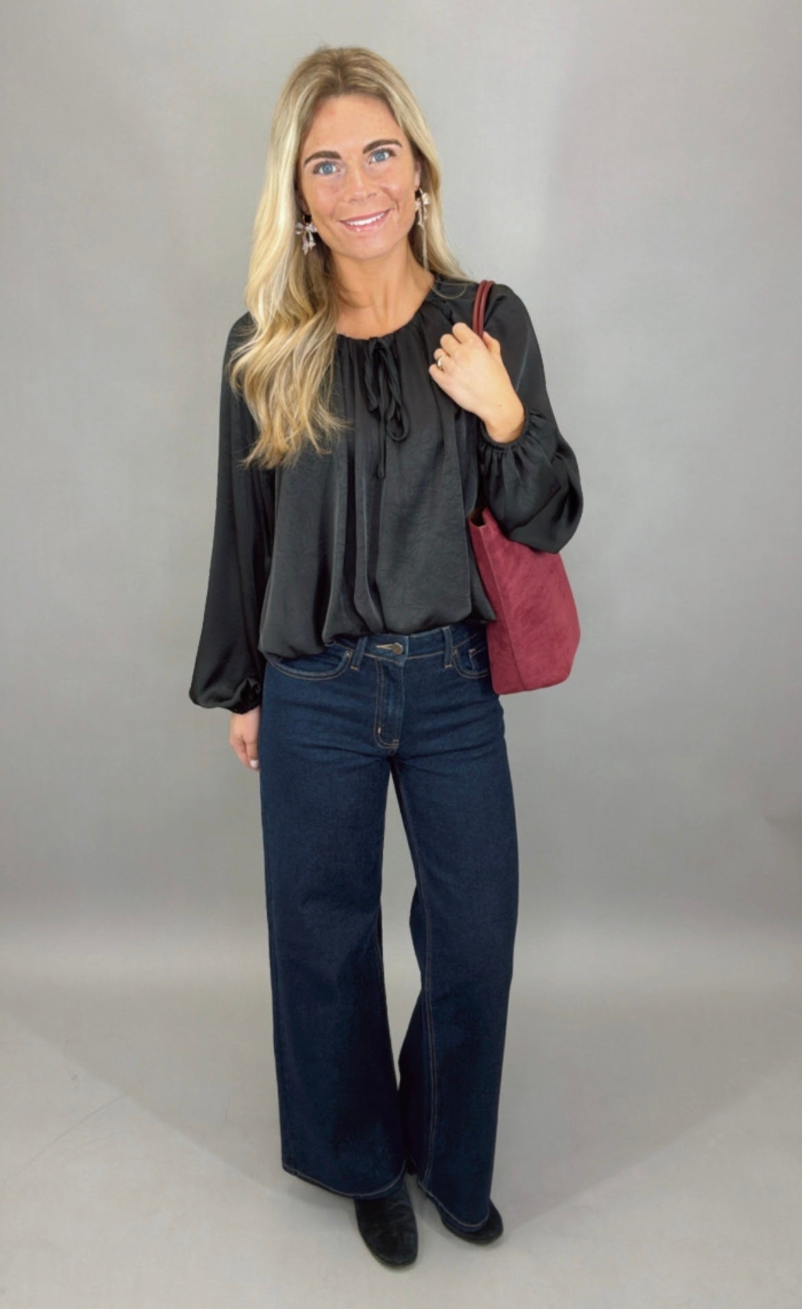 Modern Verse Blouse (black)