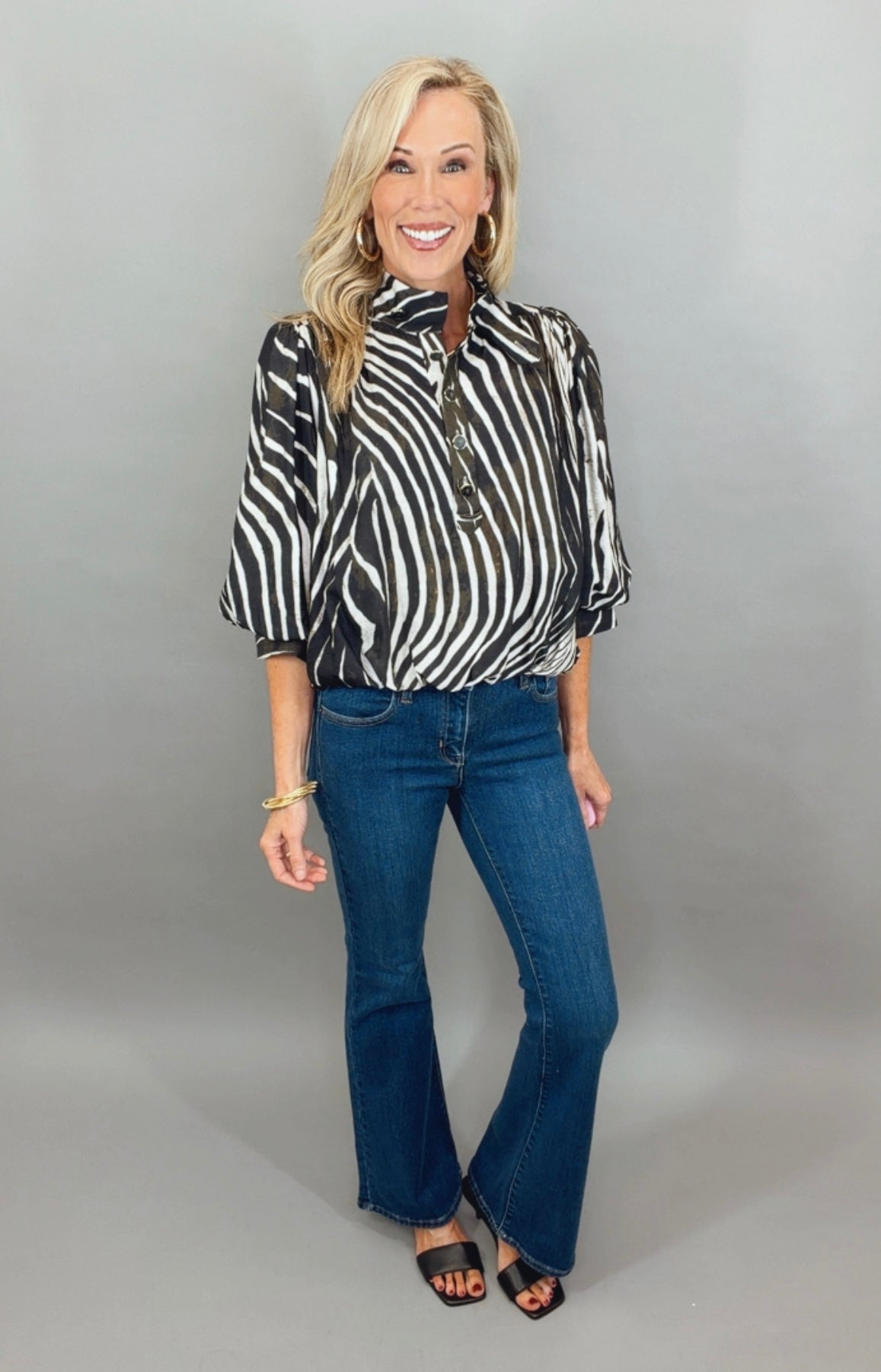 Cosmopolitan Blouse (black)