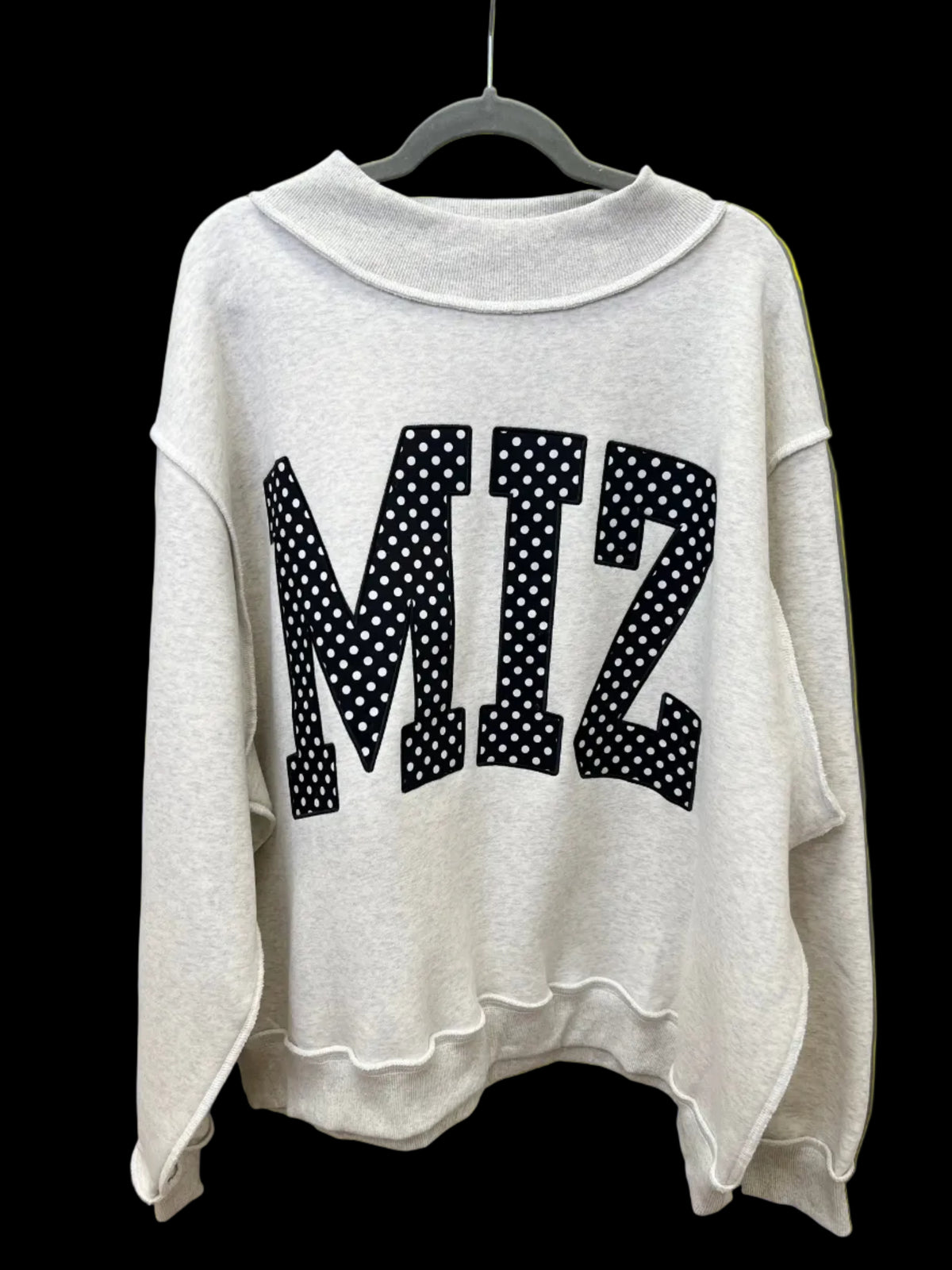 MIZ Mockneck Sweatshirt