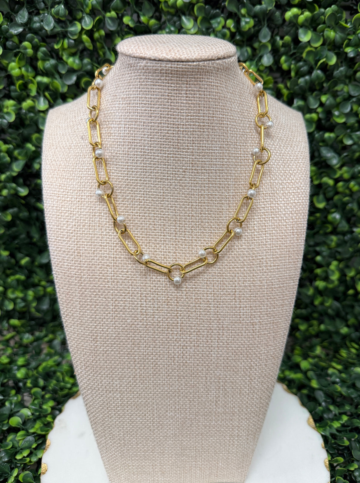 Refined Link Pearl Necklace