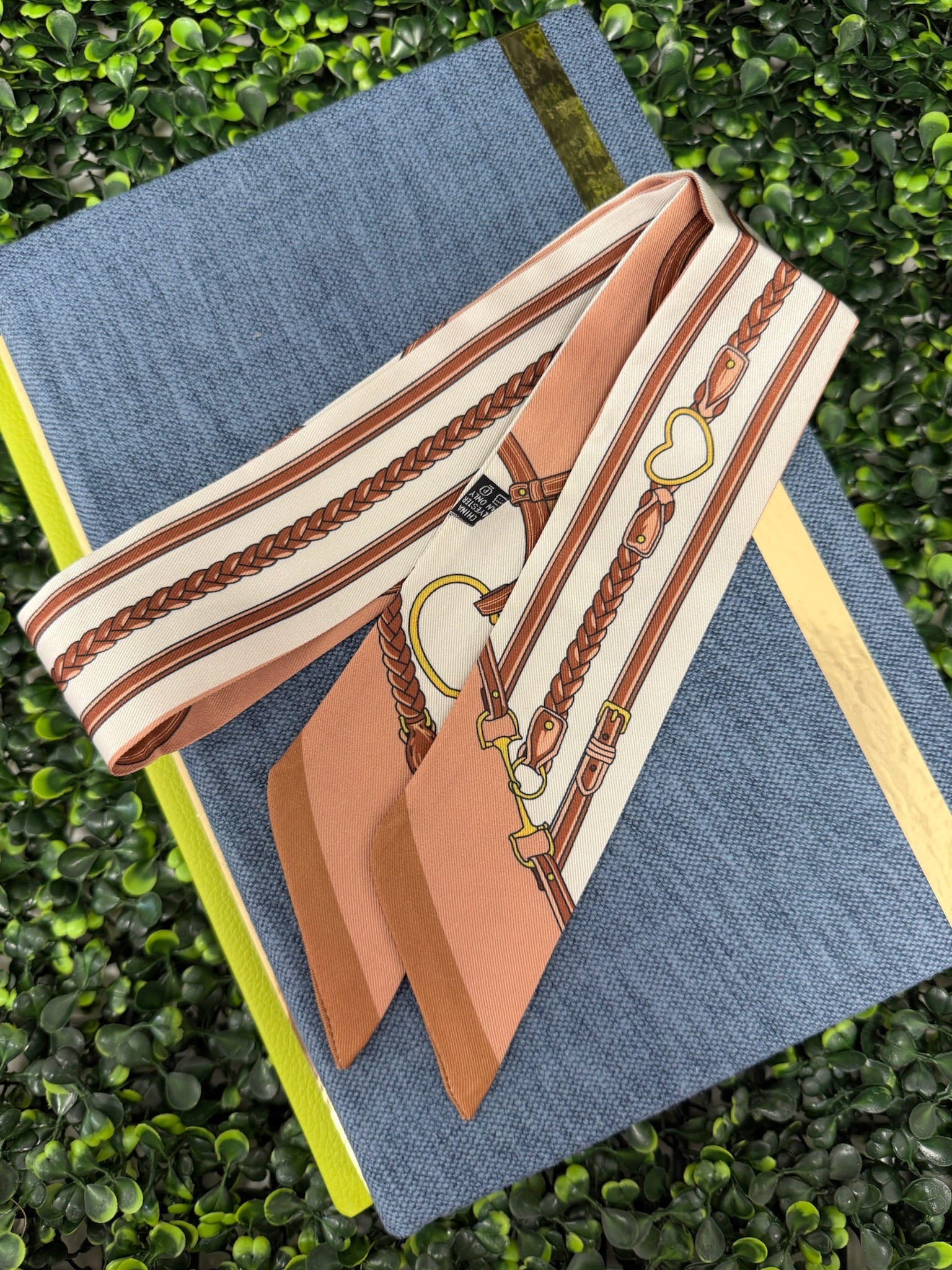 Charm Bar Twilly Scarf