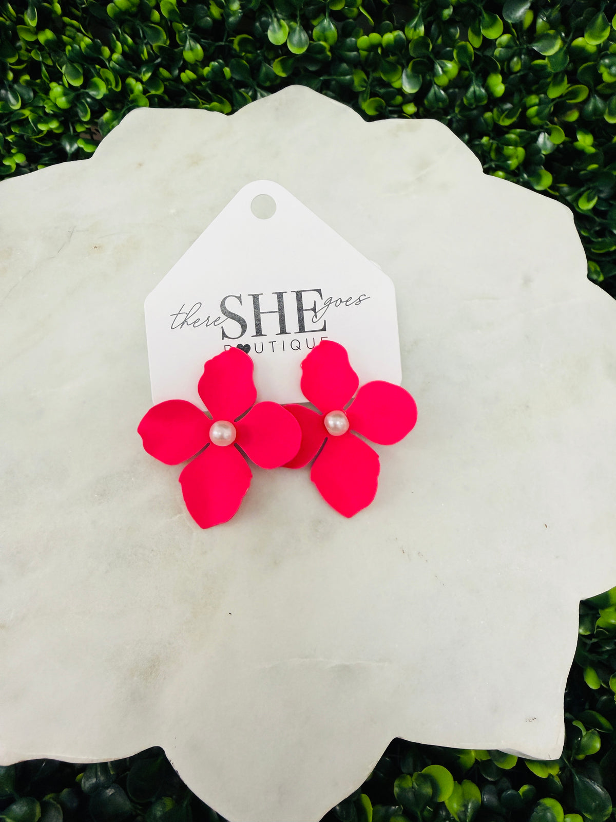 Pearl Bloom Statement Stud