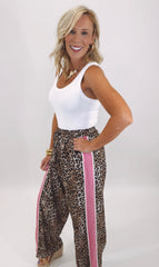 Run Wild Track Pant (pink)
