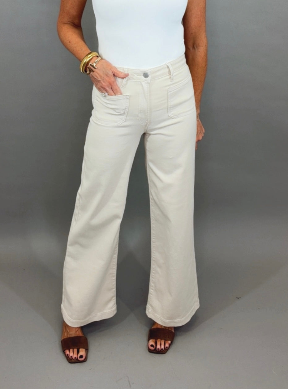 Mini Patch Pocket Wide Leg Jean (dark ecru)