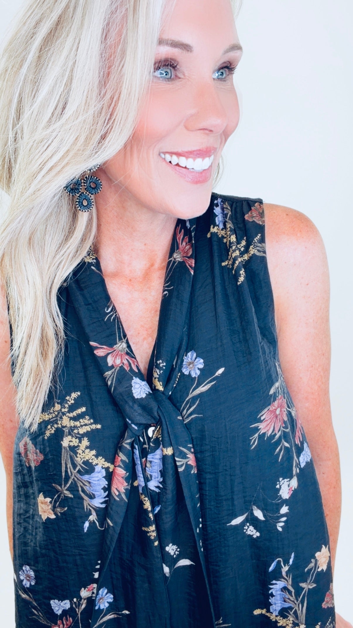 Modern Romance Top (black)