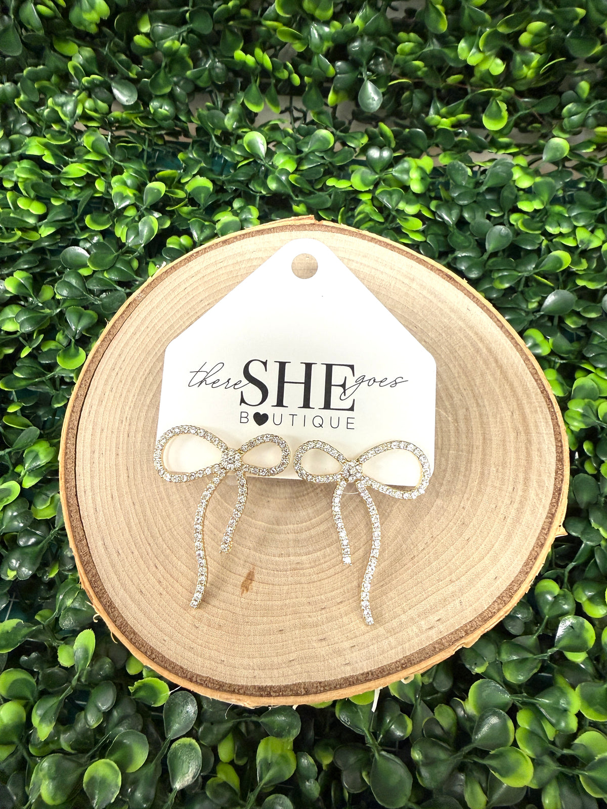 Radiant Ribbon Earring