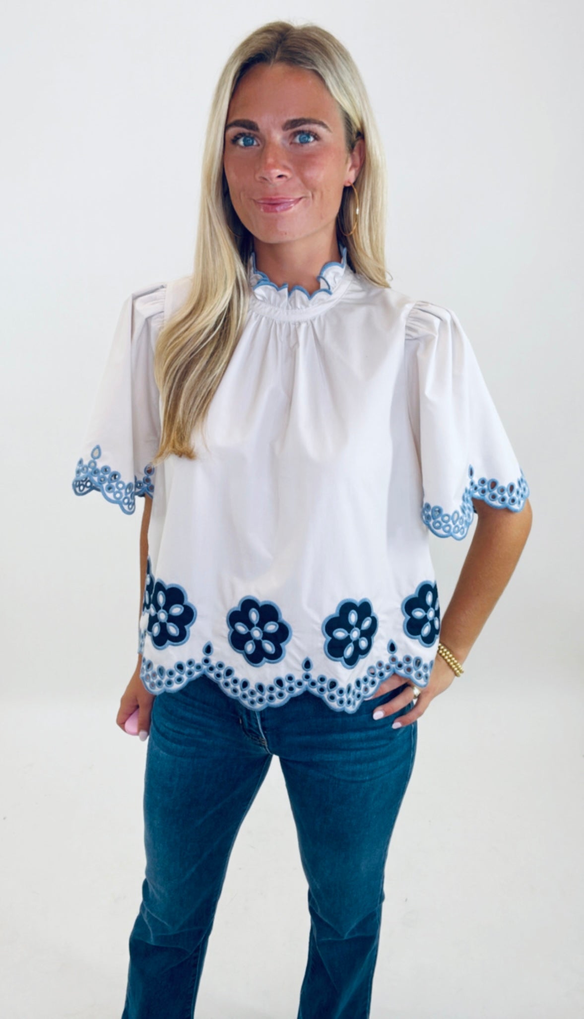Petal Edge Blouse (cream)