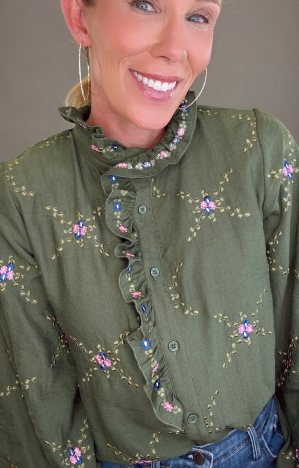 Blossom Hollow Top (olive)