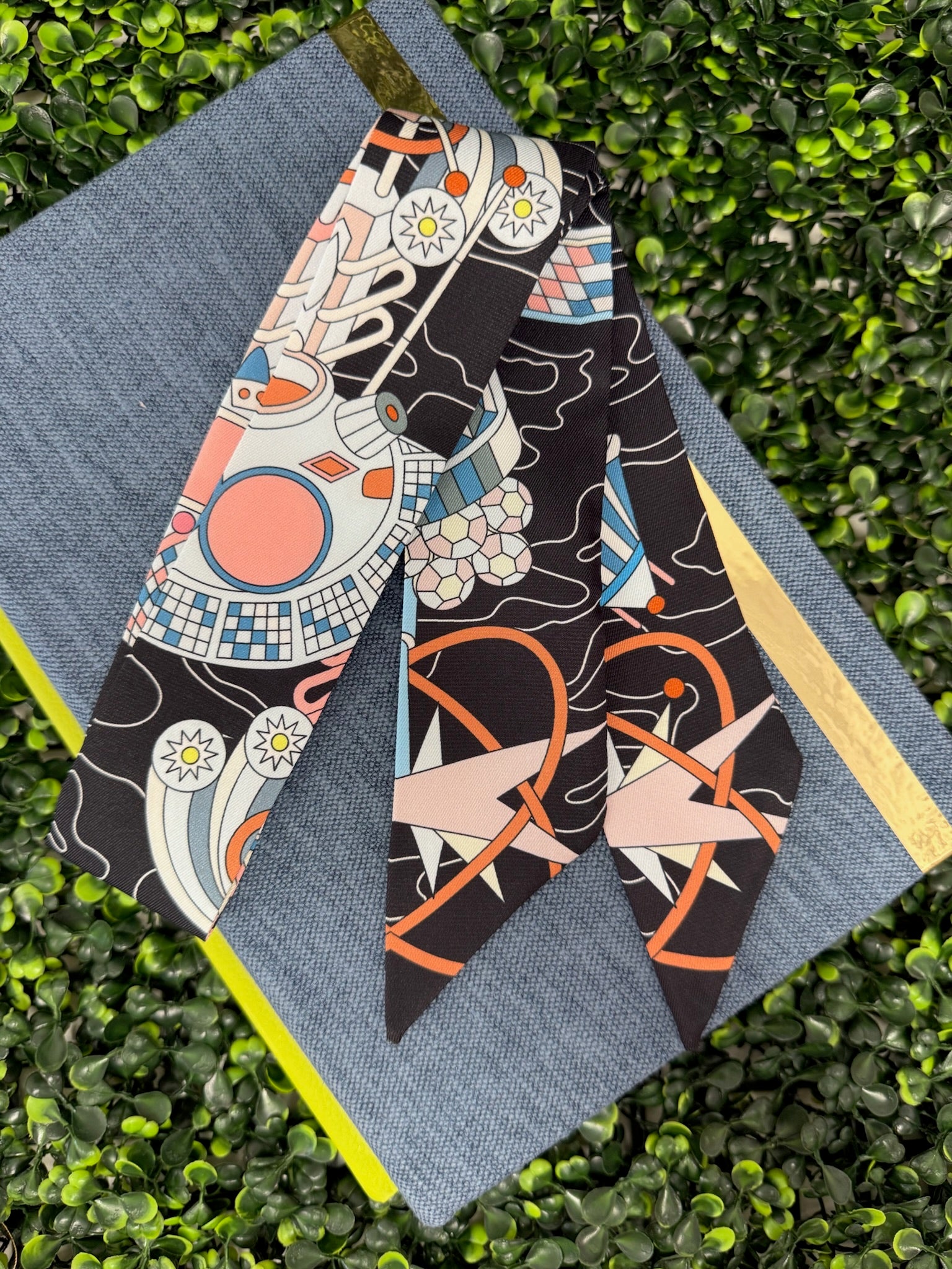Charm Bar Twilly Scarf