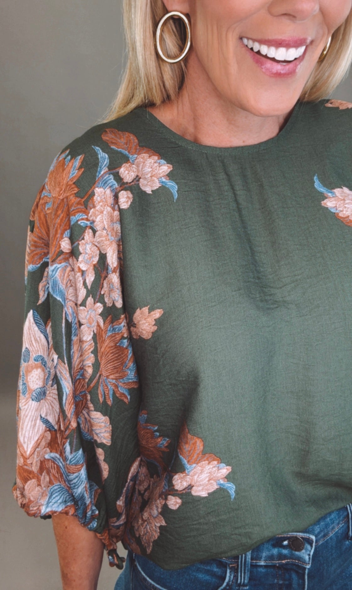 Evening Petal Top (olive)