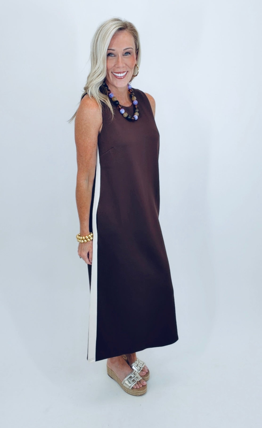 Side Hustle Dress (brown)