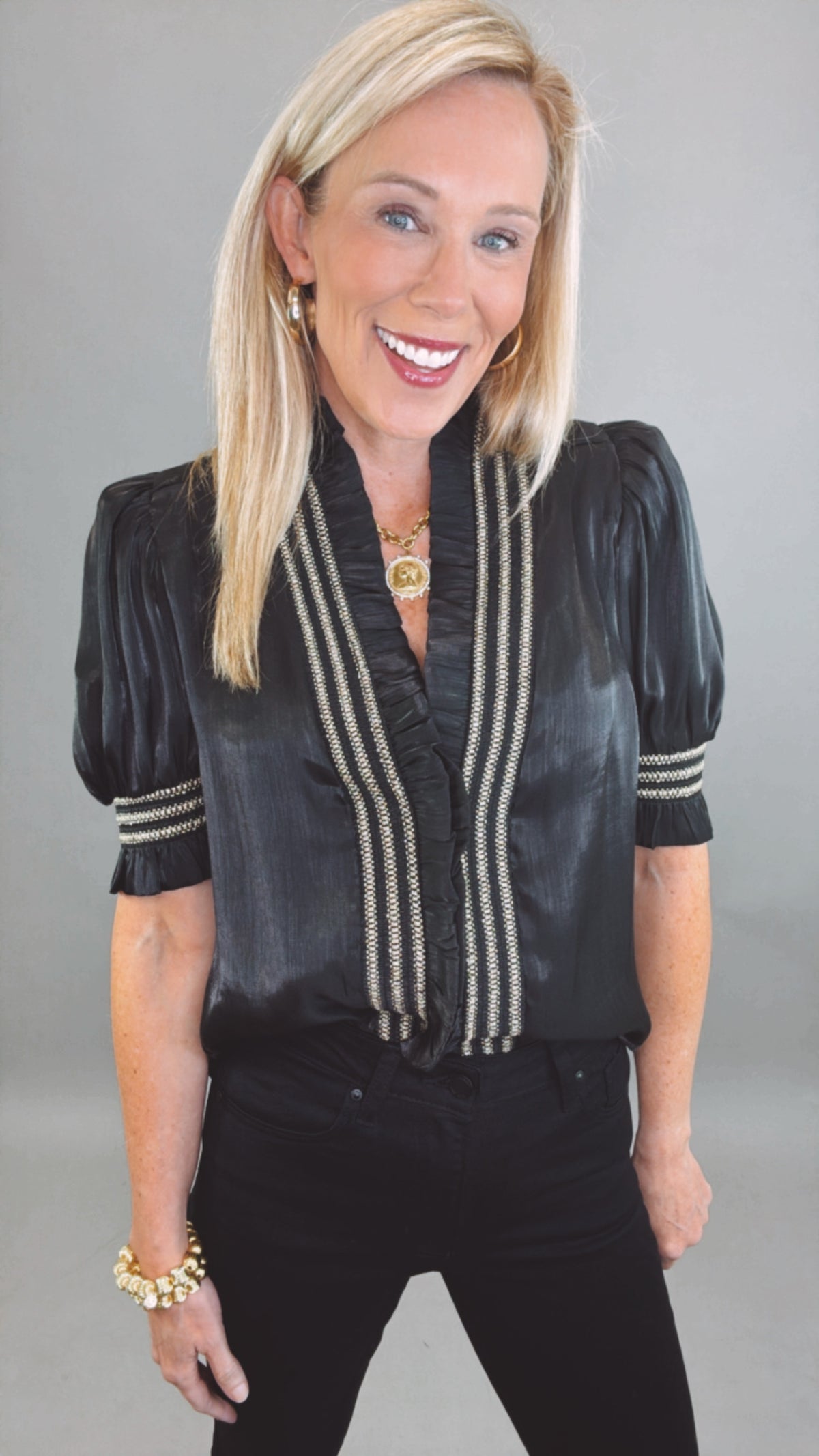 Radiant Ruffle Top (black)