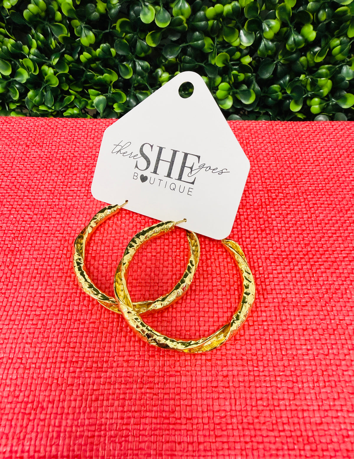Twist of Gold Hoop