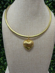 Sleek Style Choker
