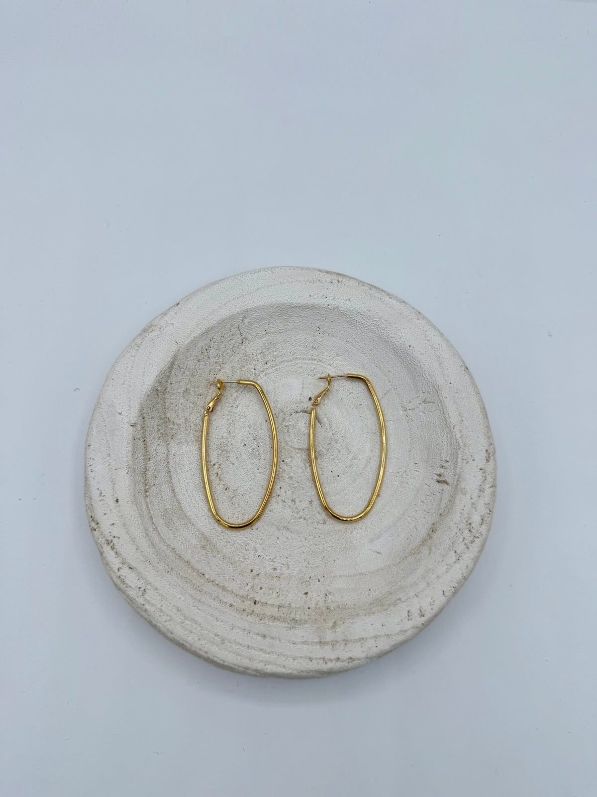 oval earring