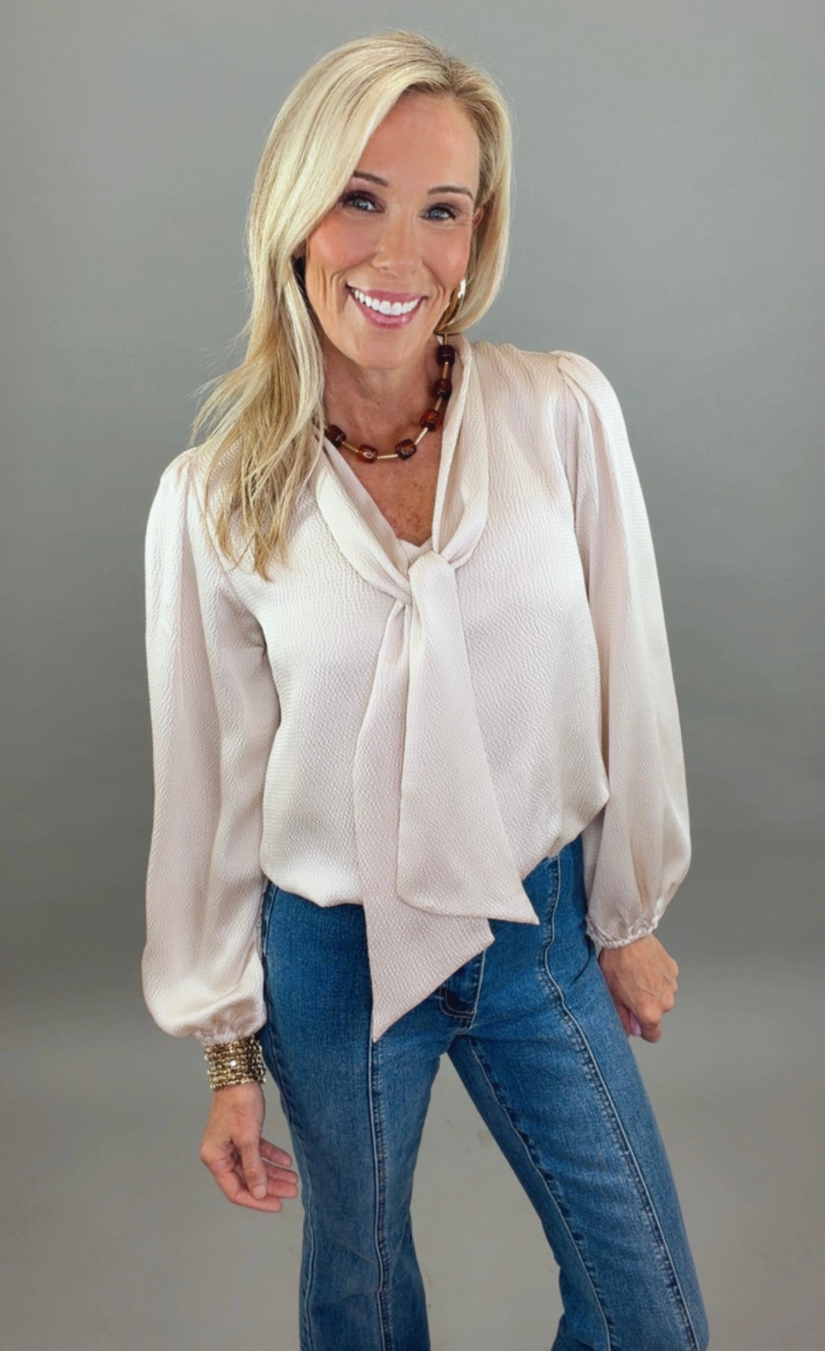 Chic Happens Top (champagne)