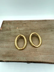Ellis Oval Earring
