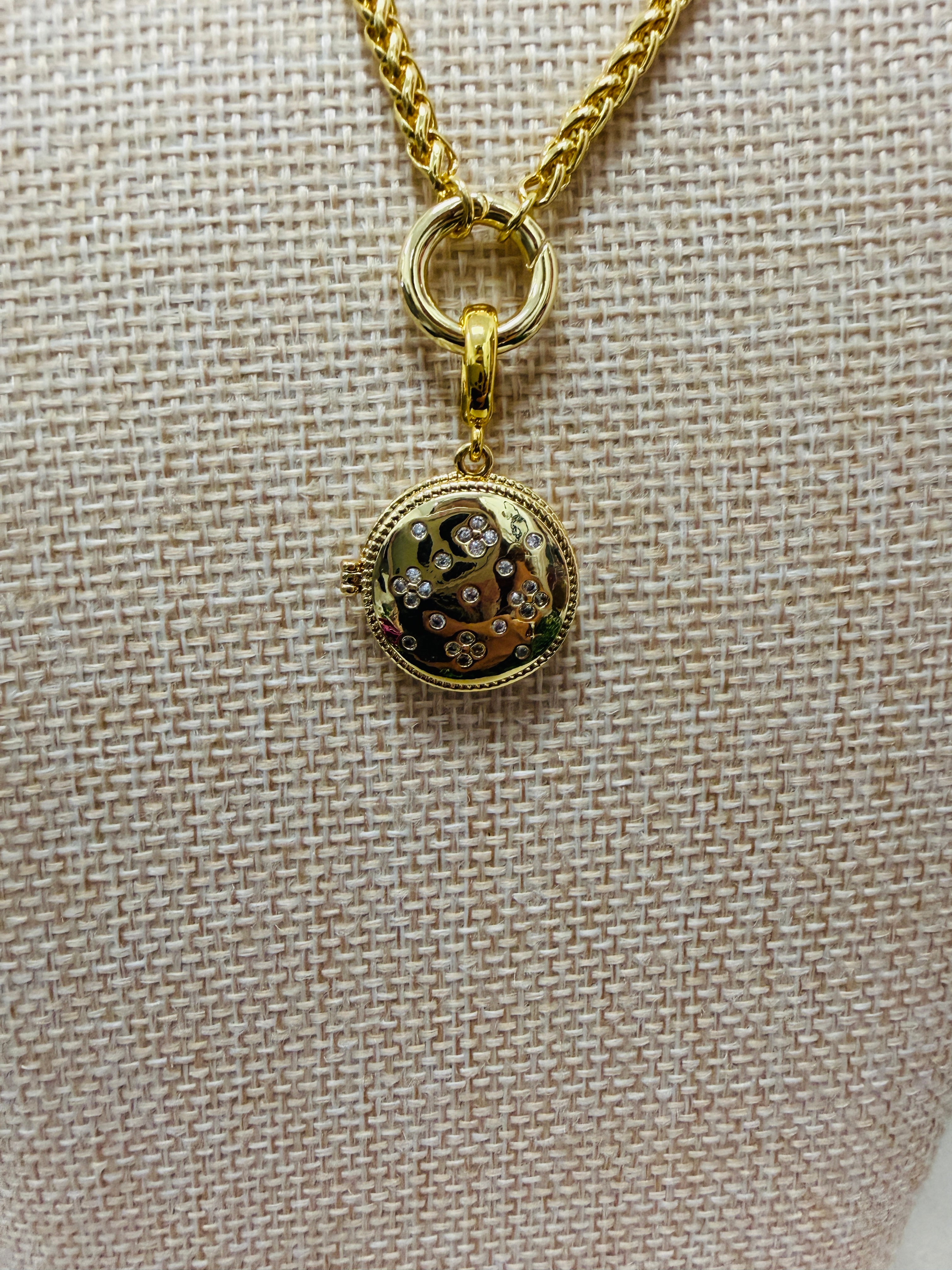 Luxe Charms