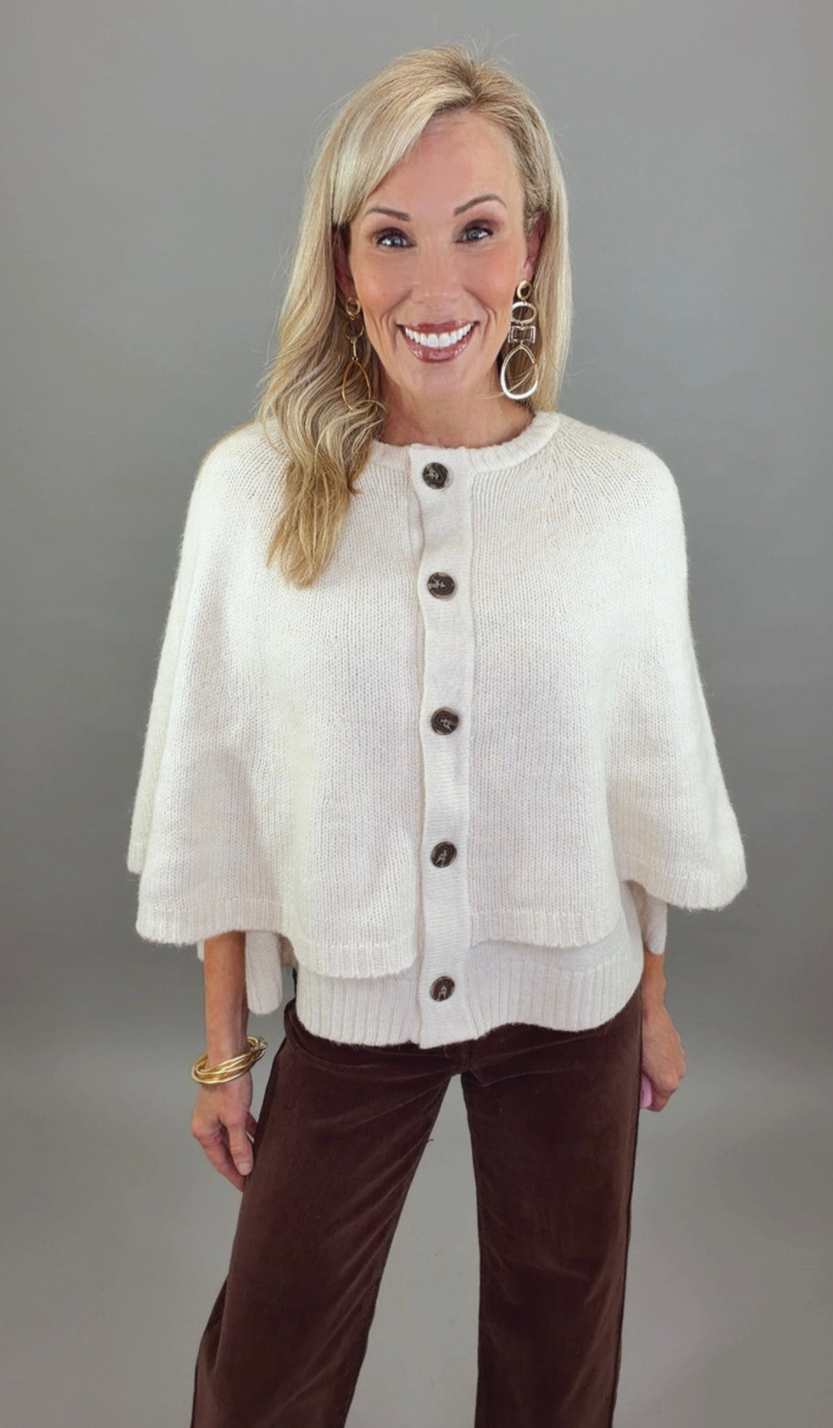 Cape Escape Cardigan (ecru)