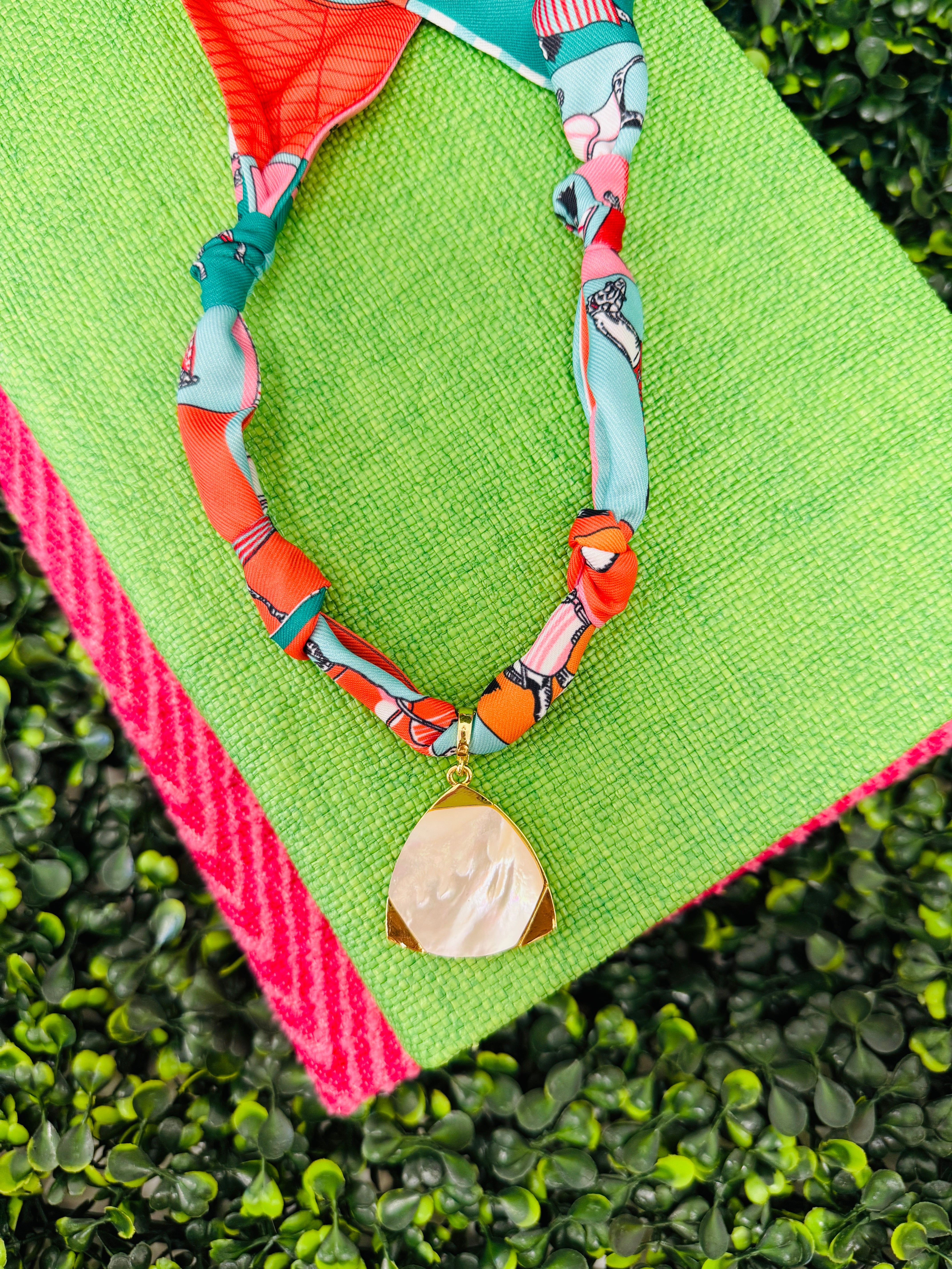 Charm Reins Scarf Necklace