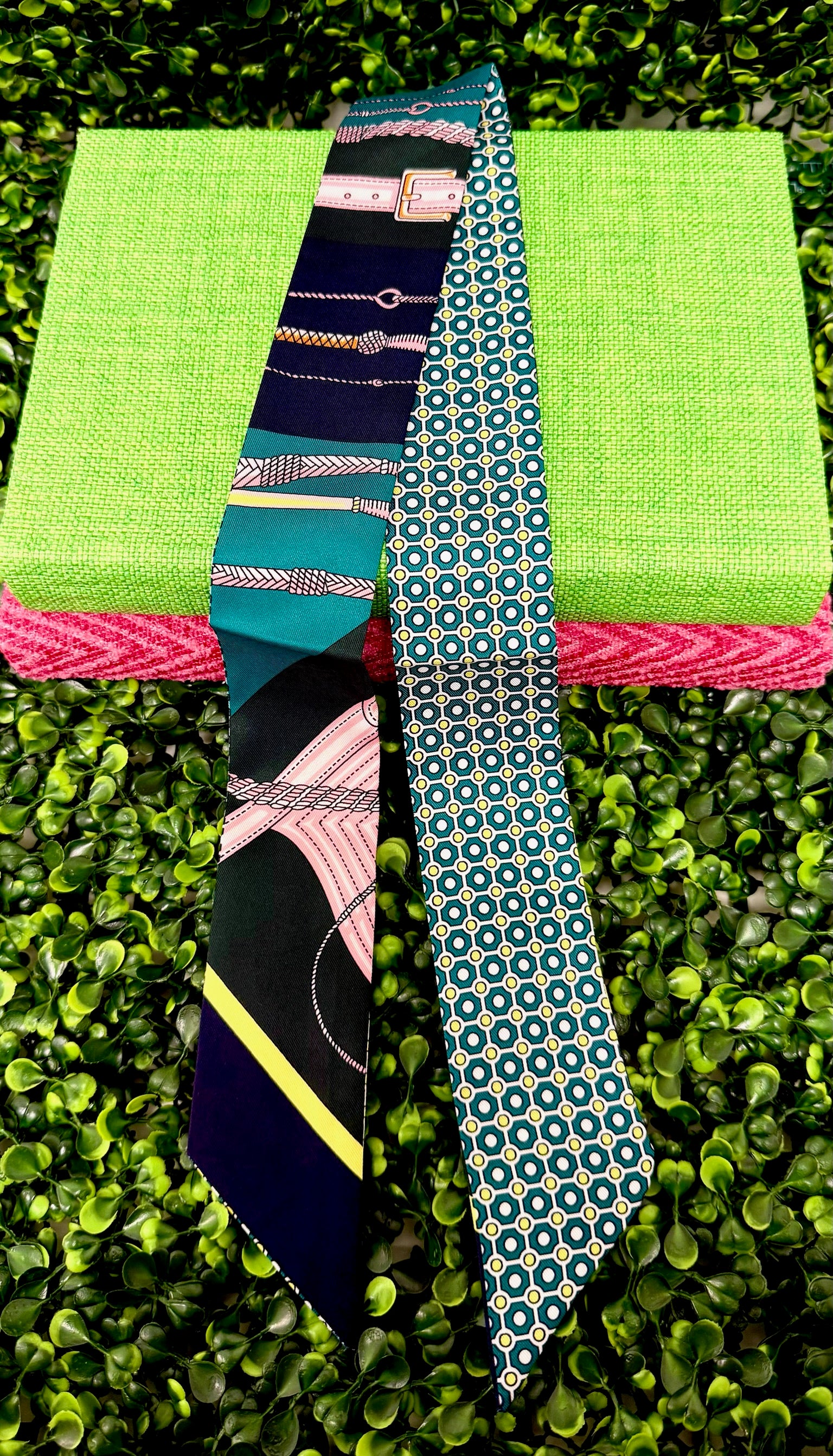 Charm Bar Twilly Scarf