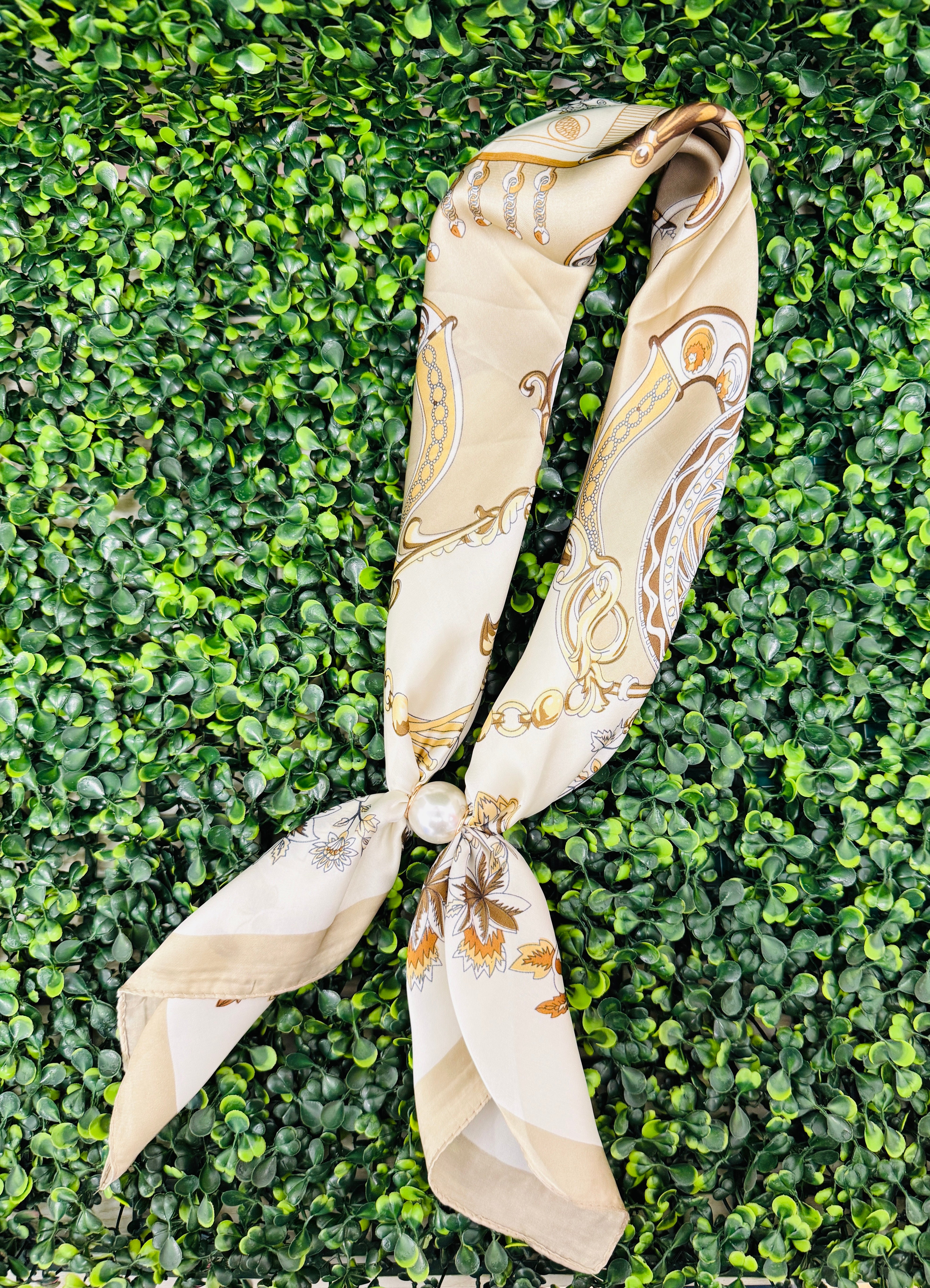 Pearl Lock Scarf Necklace