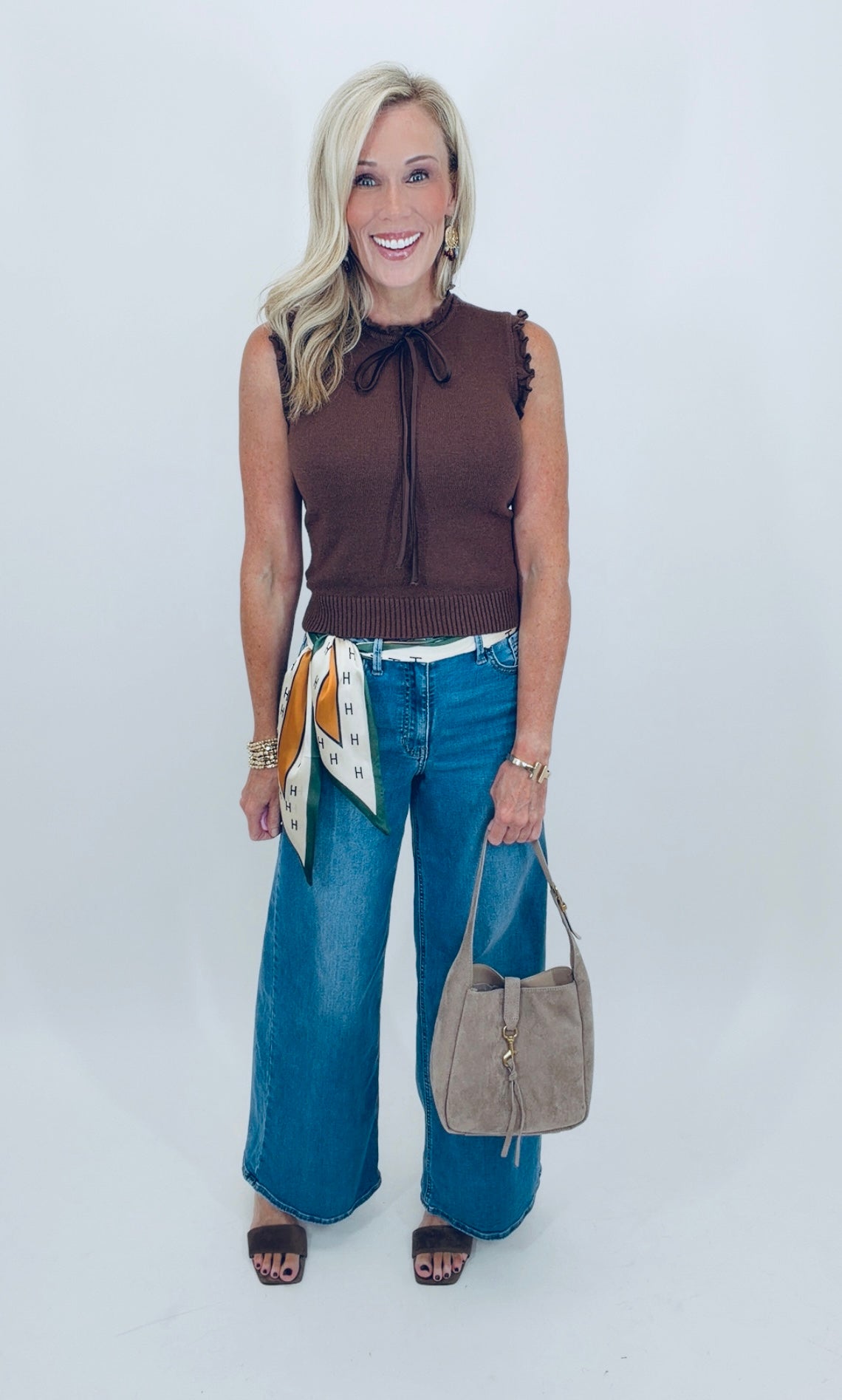 Chic Detail Top (brown)