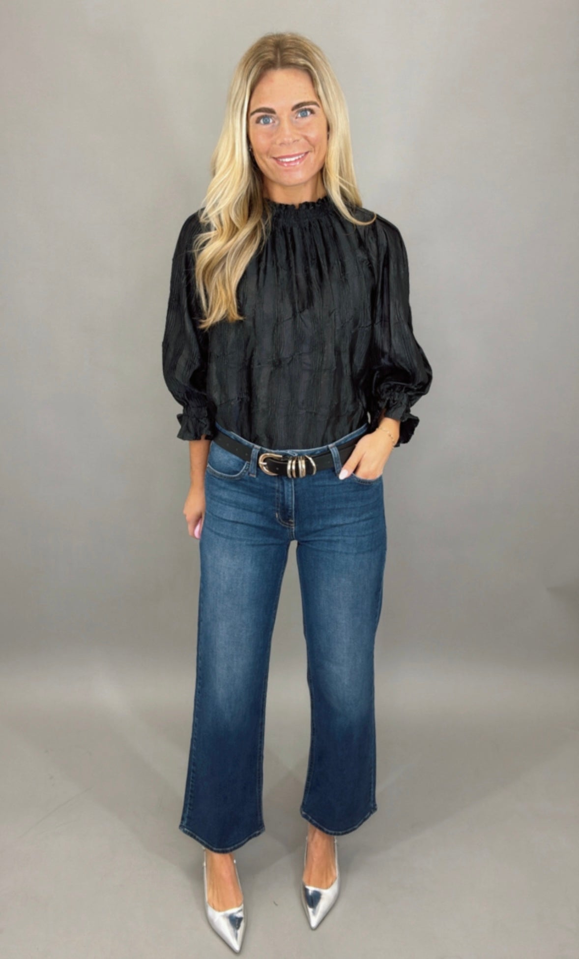 Glimmer Grace Top (black)