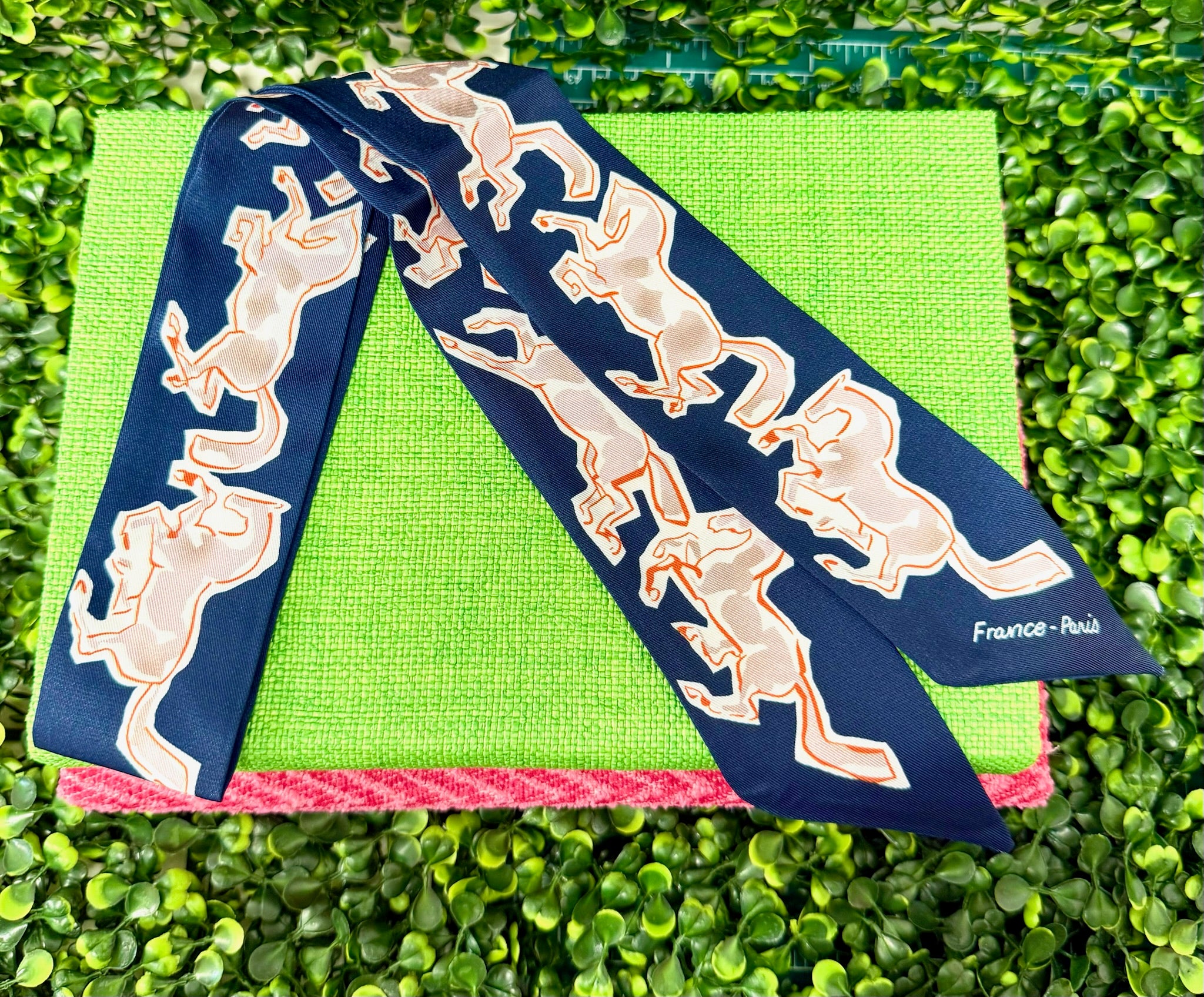 Charm Bar Twilly Scarf