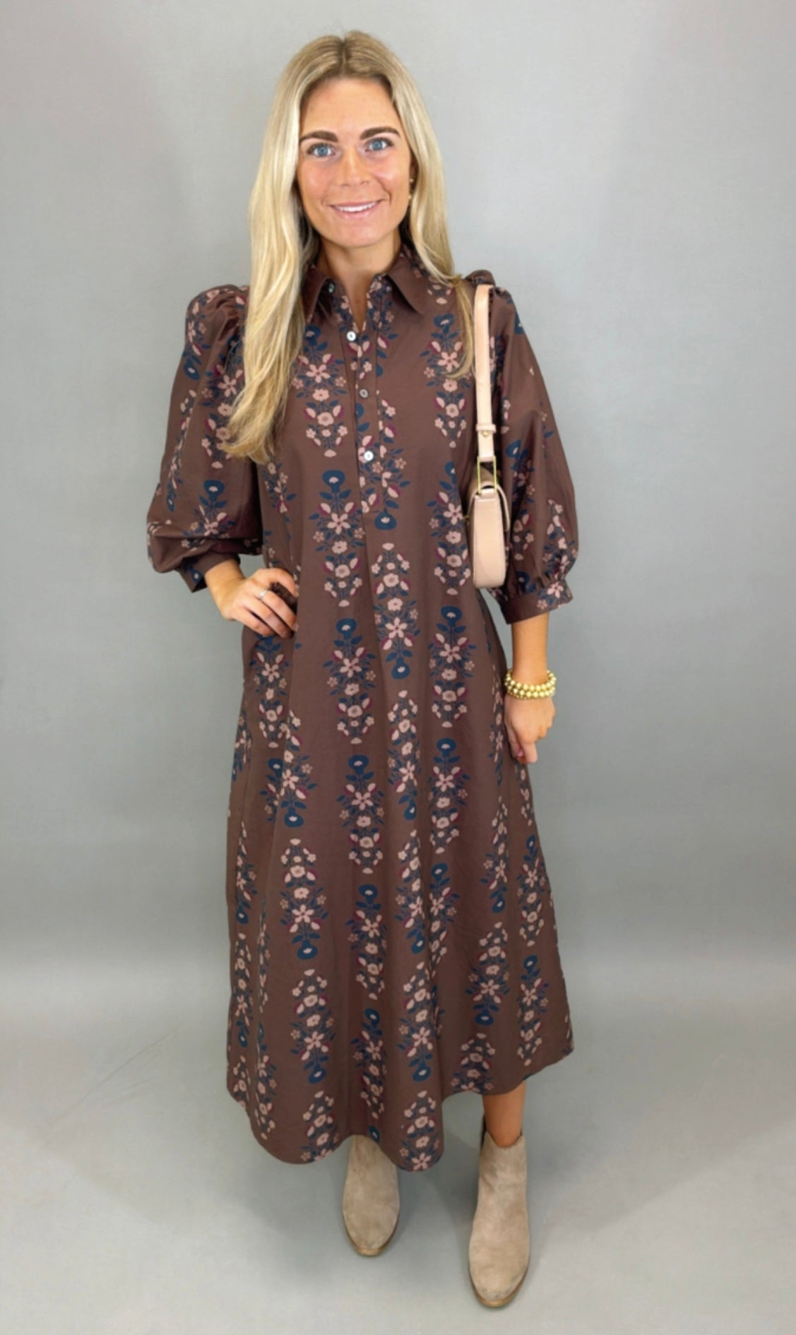 Storyline Midi Dress (brown)