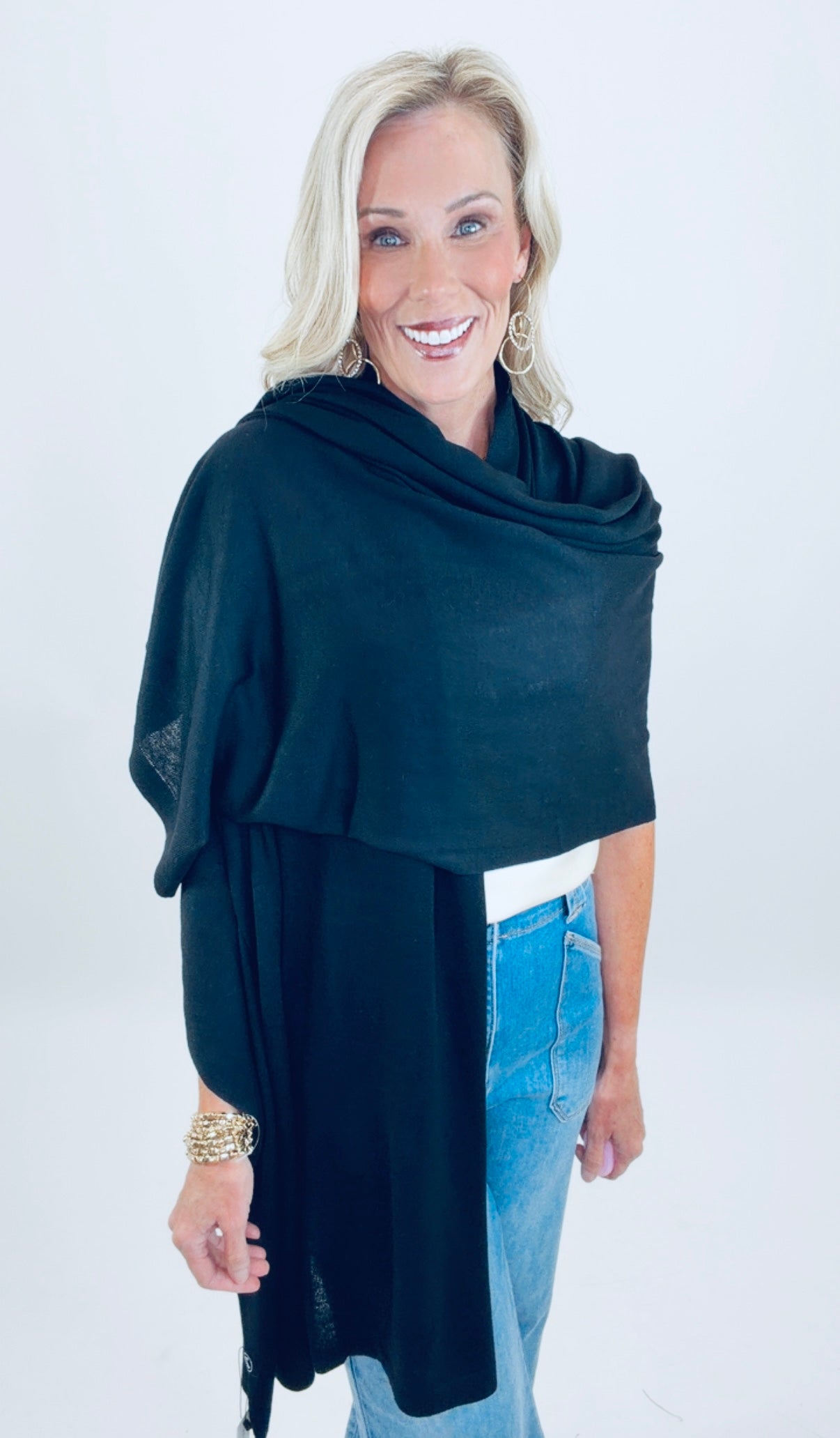 Collins Cashmere Blend Wrap  Description