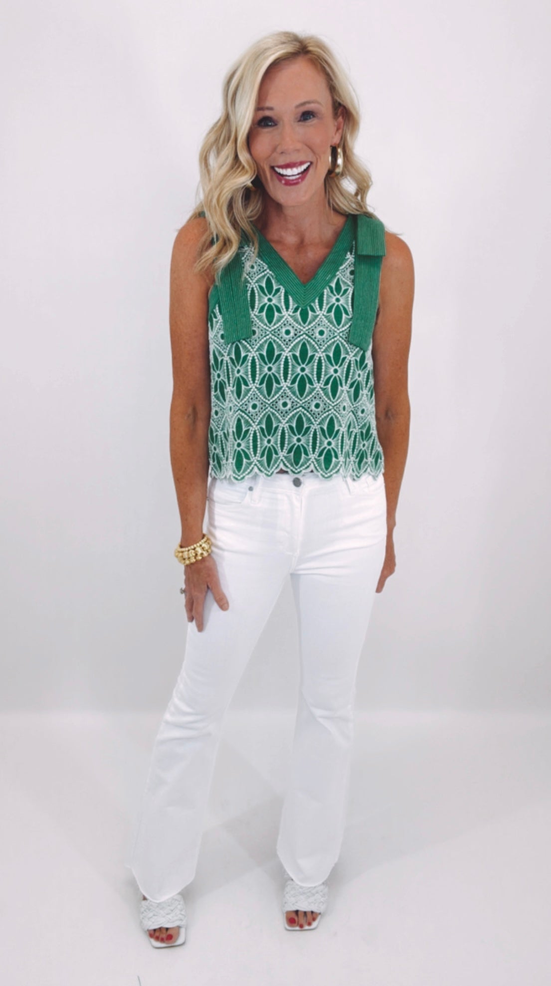 Clover & Vine Top