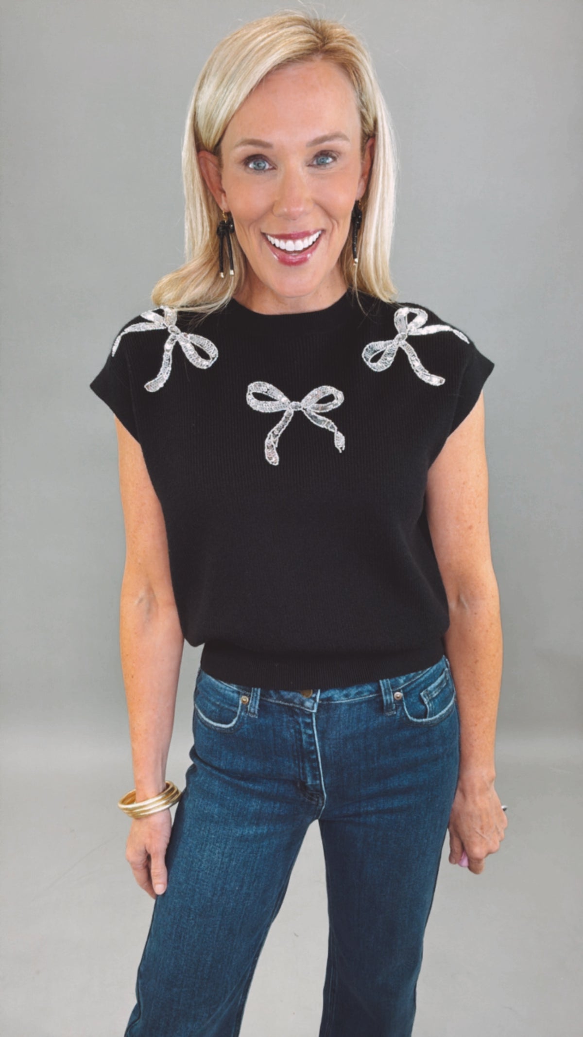 Showstopper Bow Sweater (black)