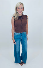 Chic Detail Top (brown)