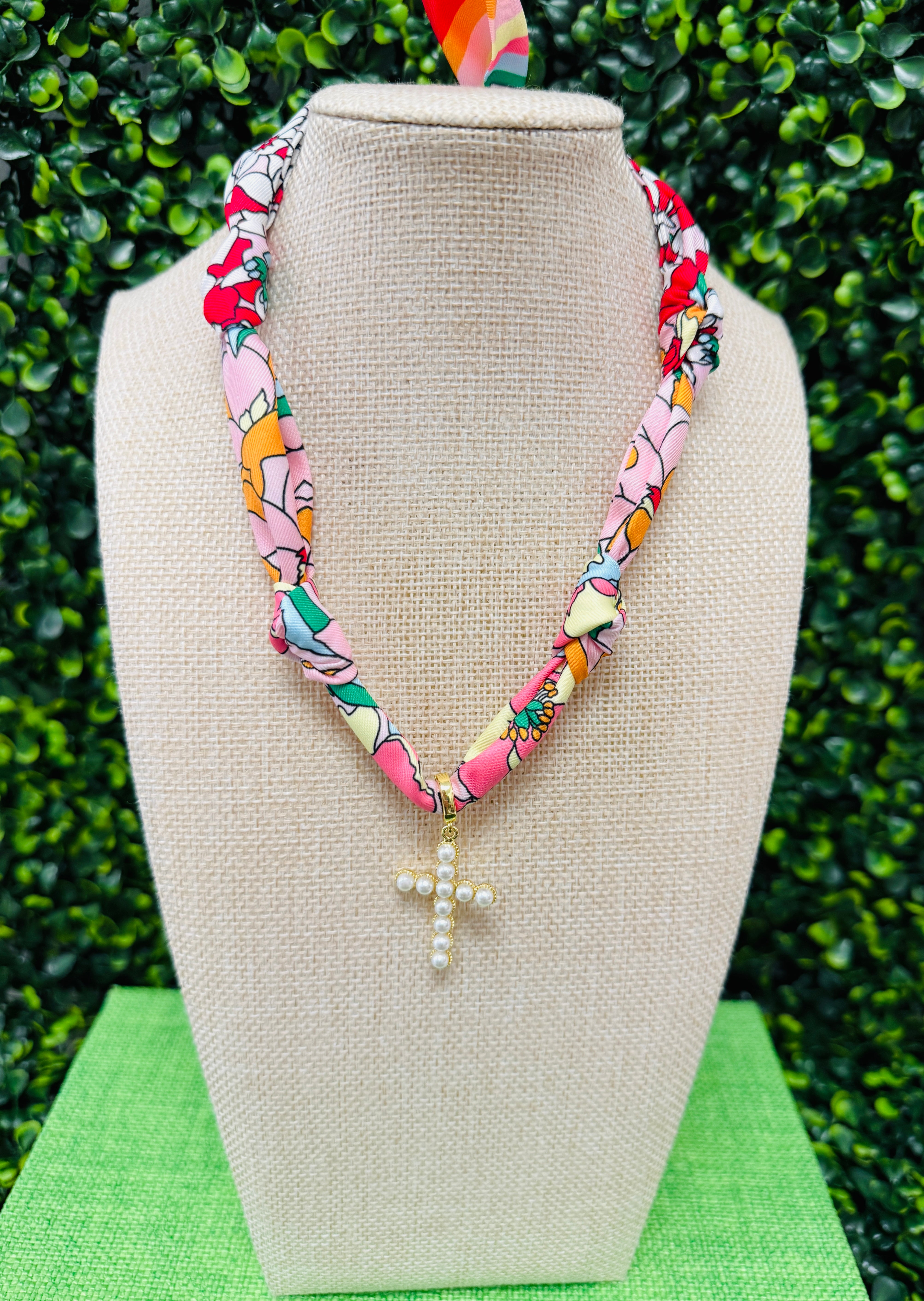 Sunday Bloom Scarf Necklace