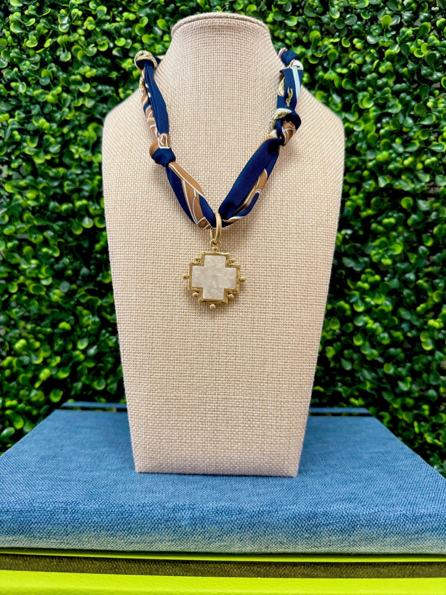 Crossroads Chic Scarf Necklace ✨