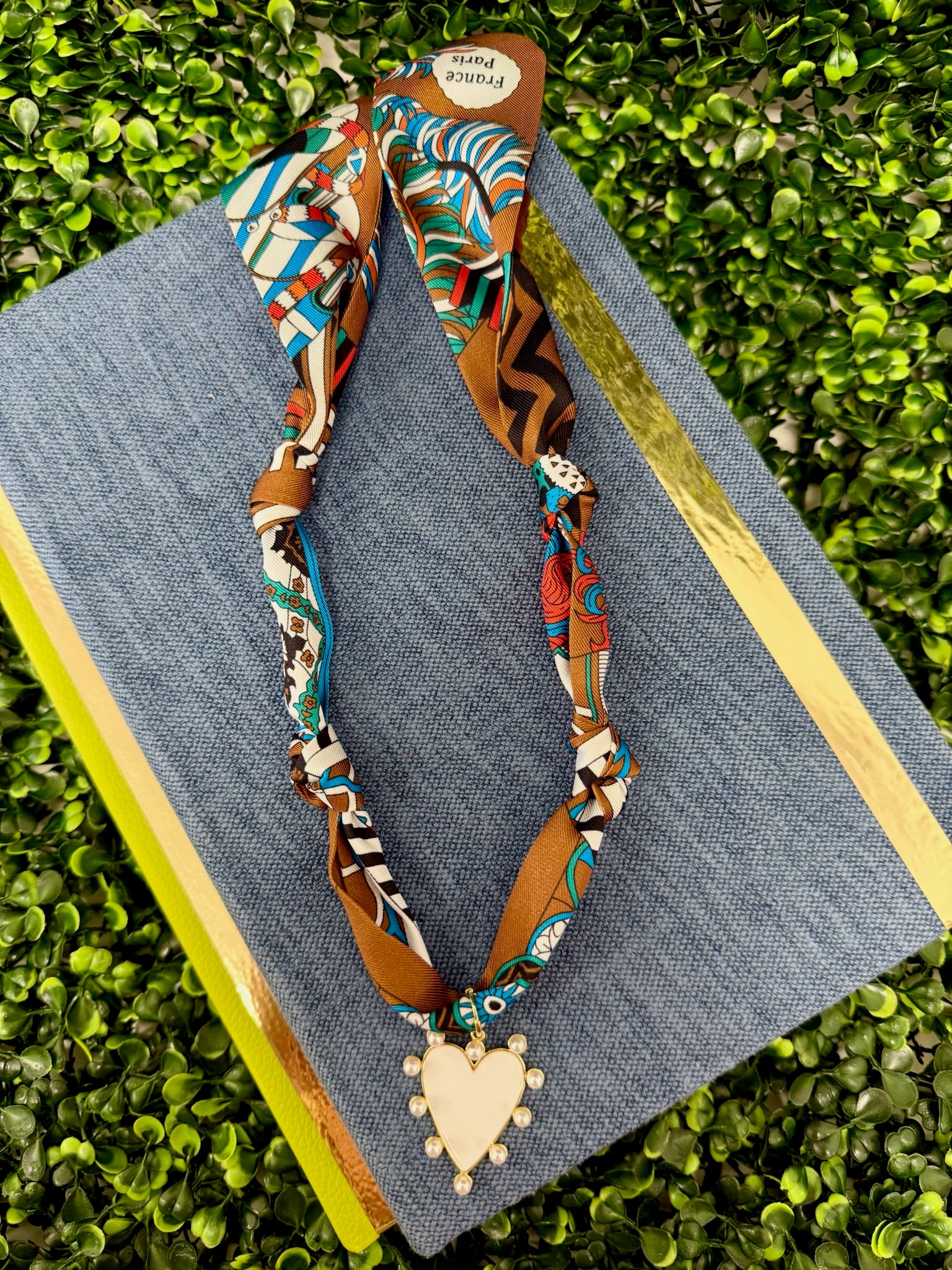 Pearl Kiss Scarf Necklace