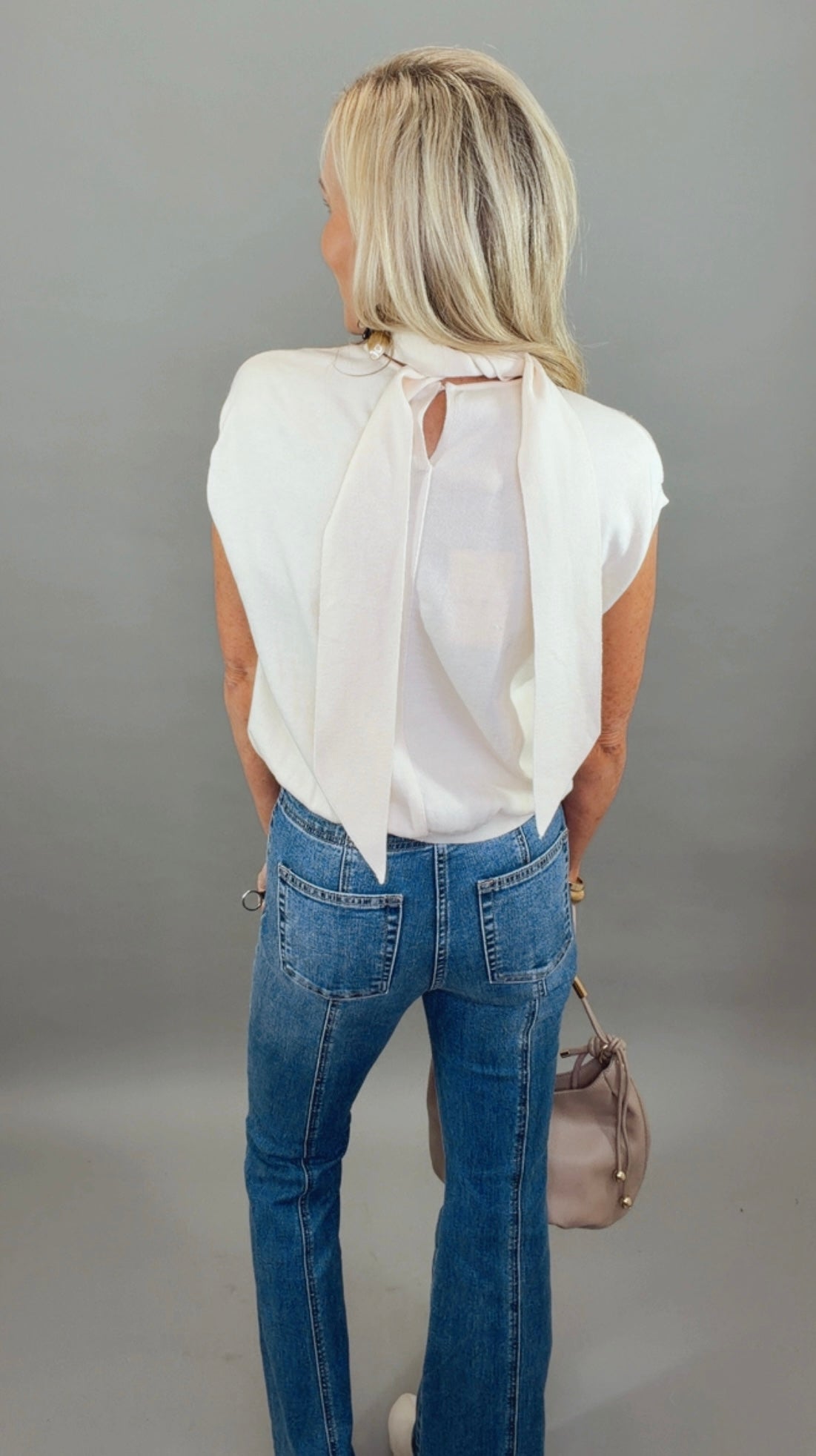 Classic Poise Top (ecru)
