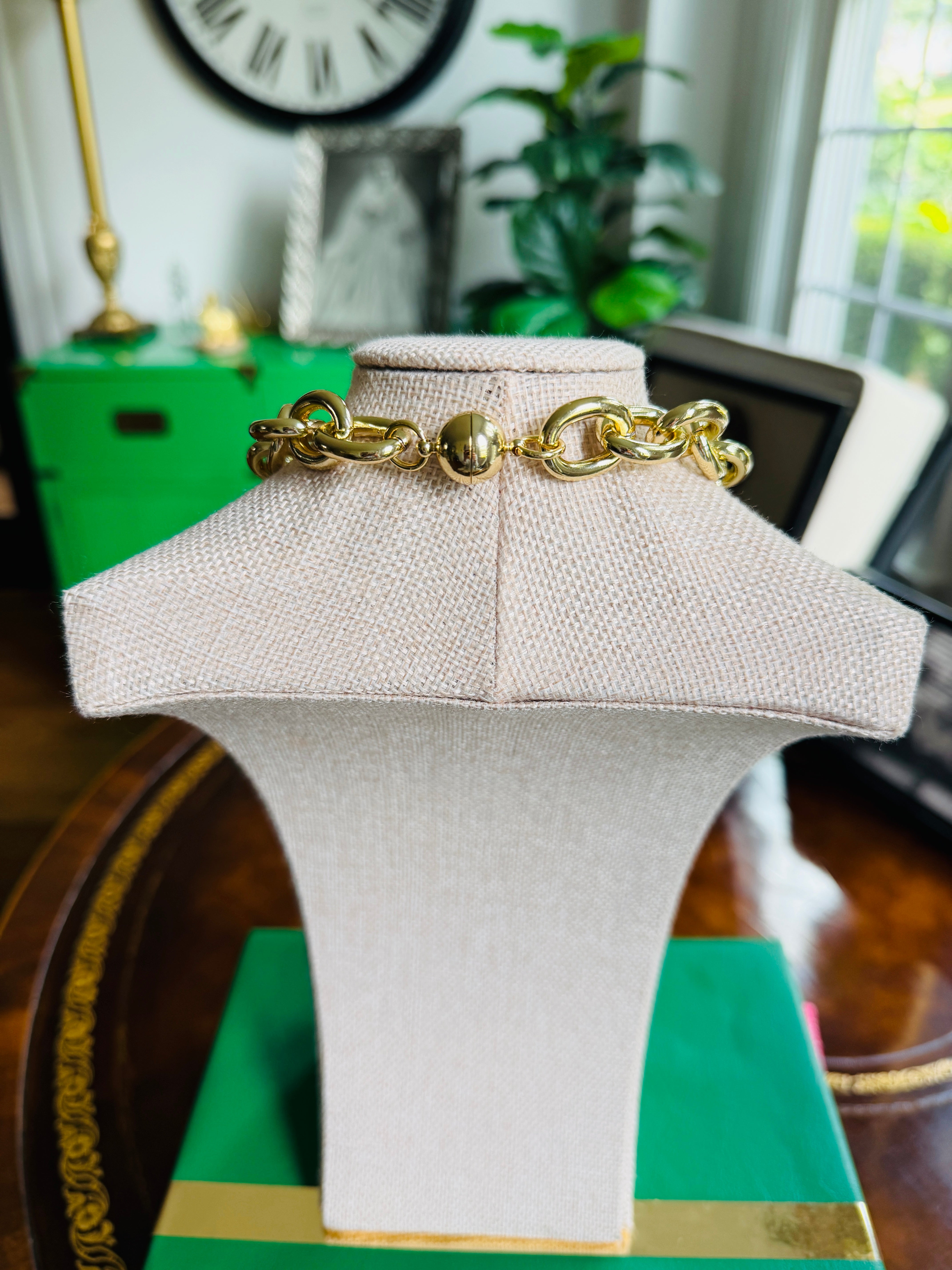 The Spotlight Necklace