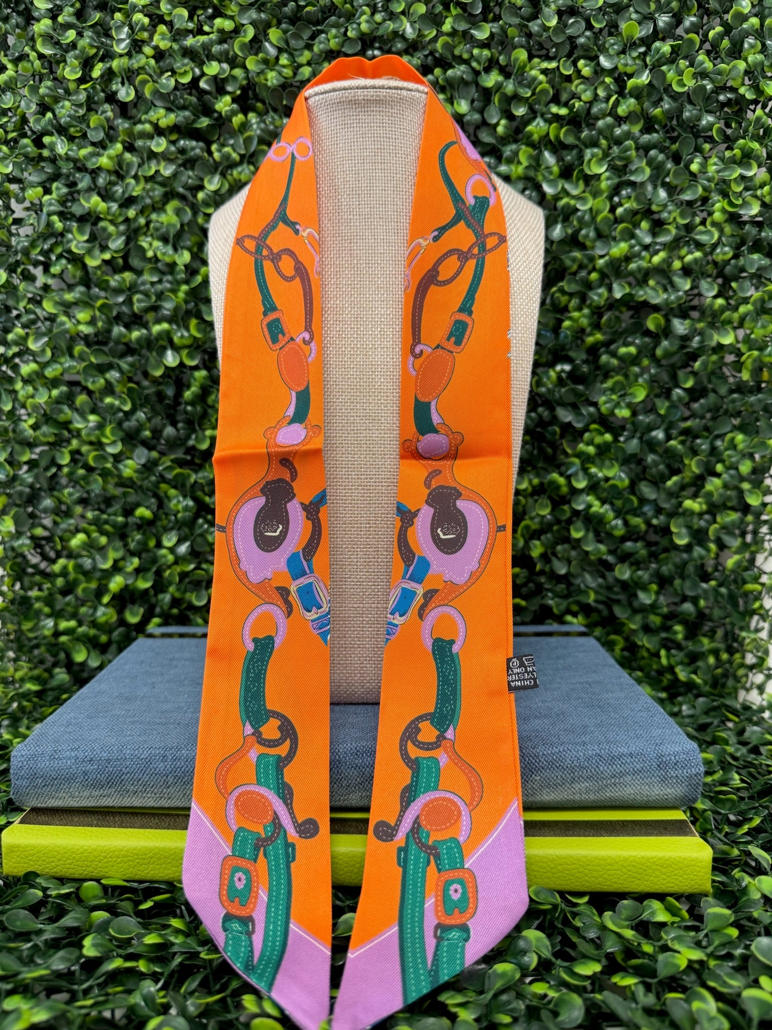 Charm Bar Twilly Scarf
