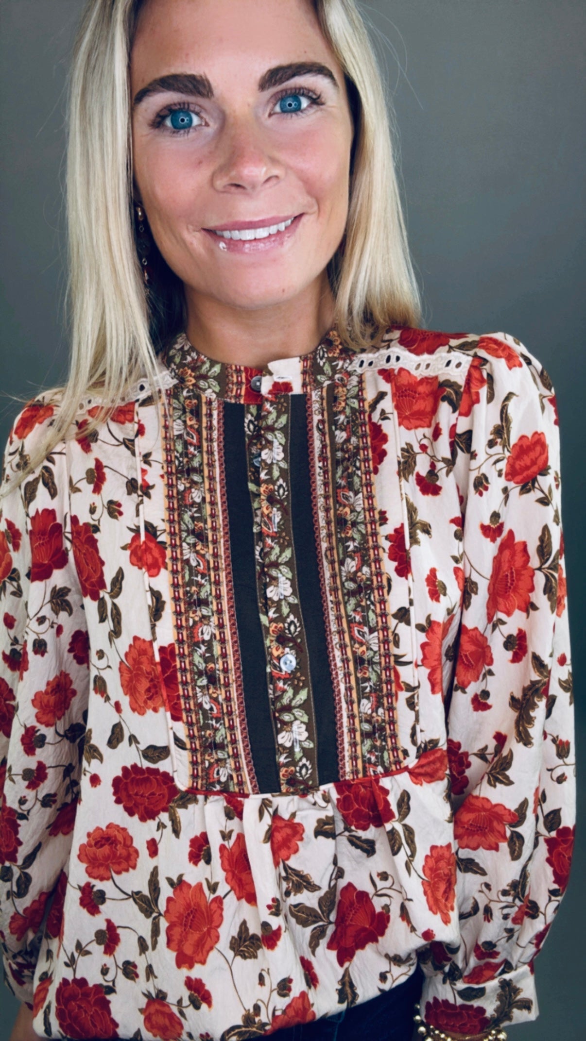 Rosewood Reverie Top (ecru)