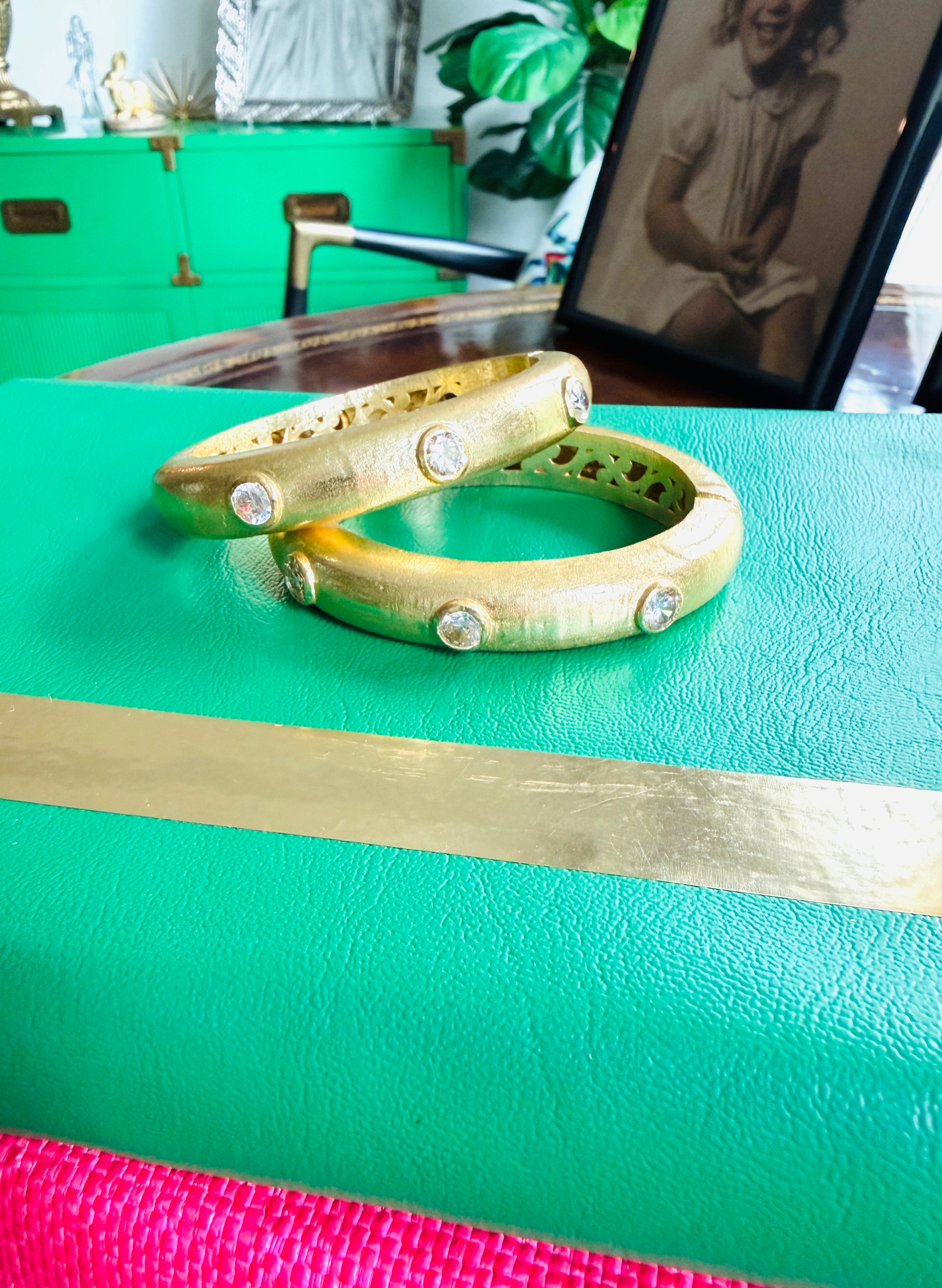 Riviera Glow Bangle