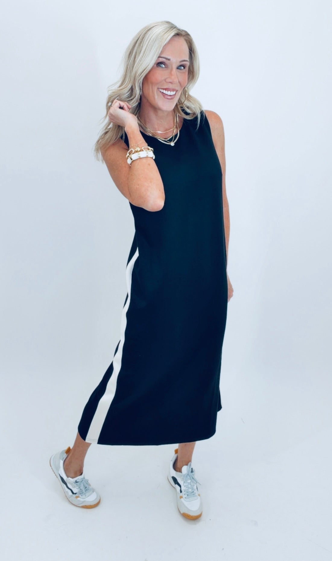 Side Hustle Dress (black)