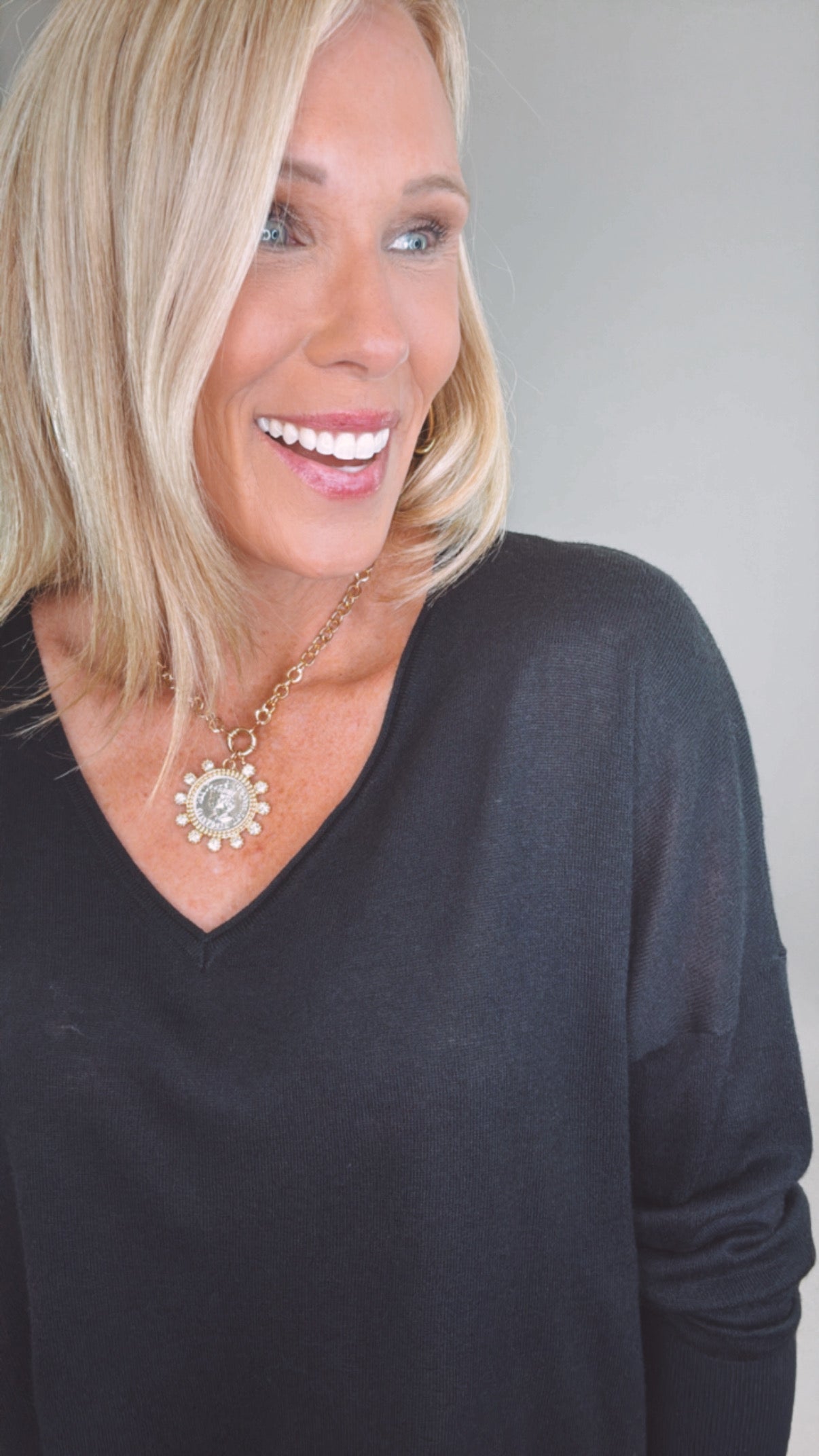 Weekend Ease Sweater (black)