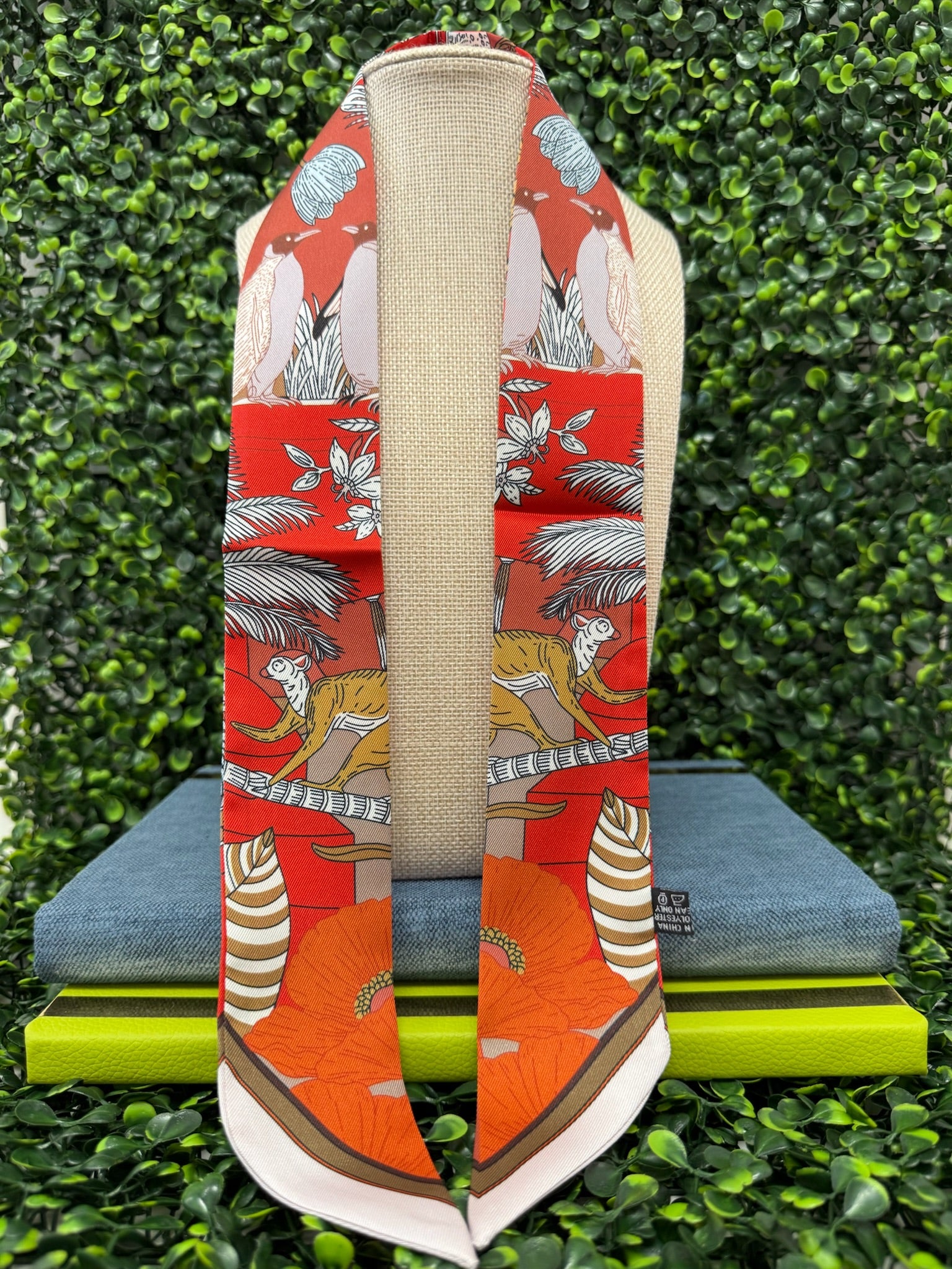 Charm Bar Twilly Scarf