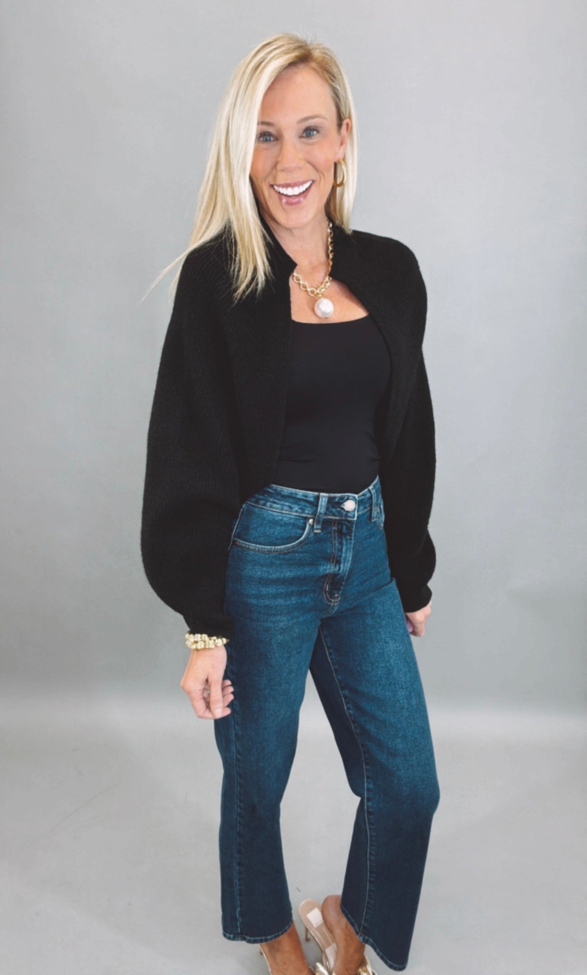 Signature Shrug Sweater (black)