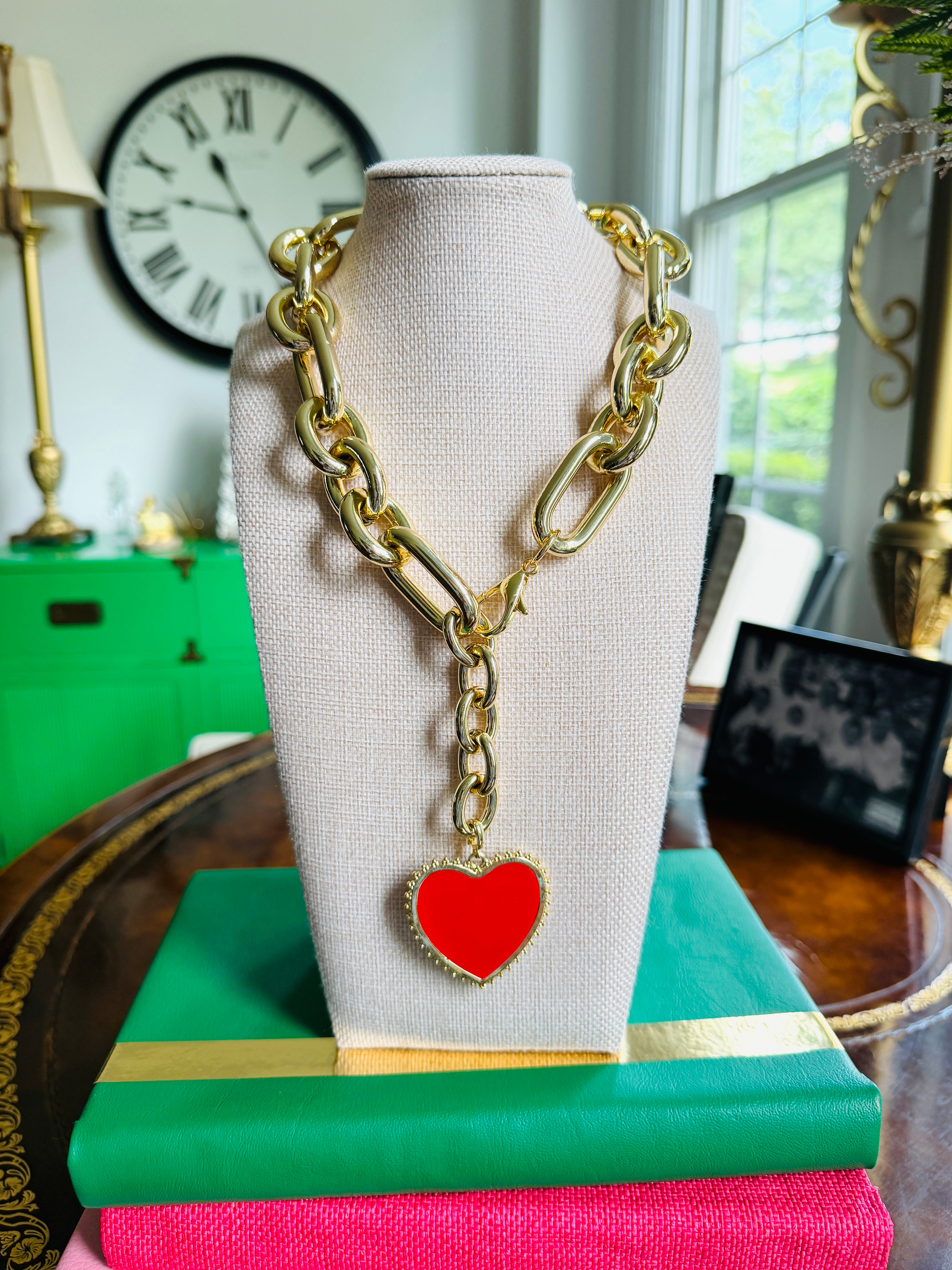 Manhattan Muse Necklace