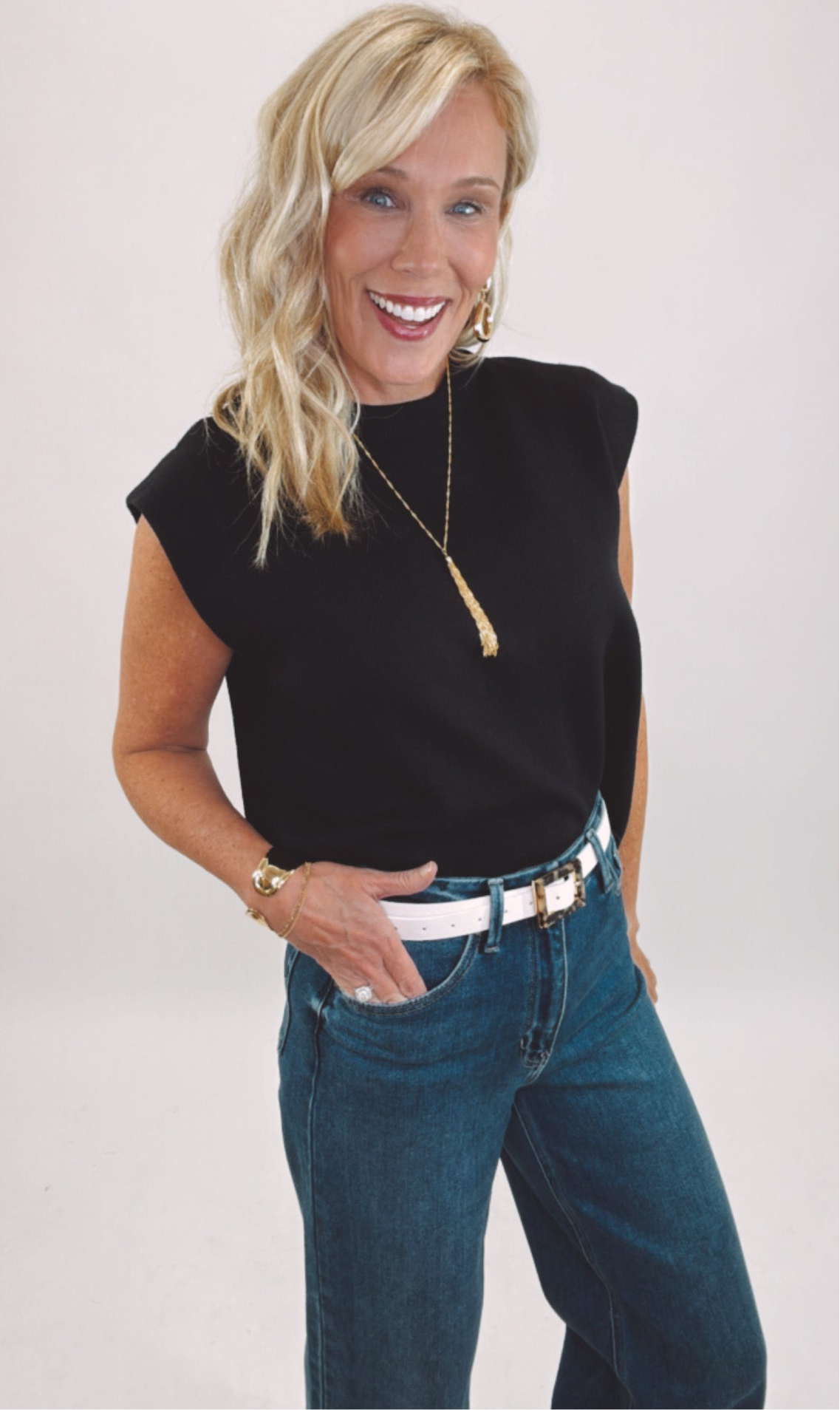 Sleek Sweater Top (black)