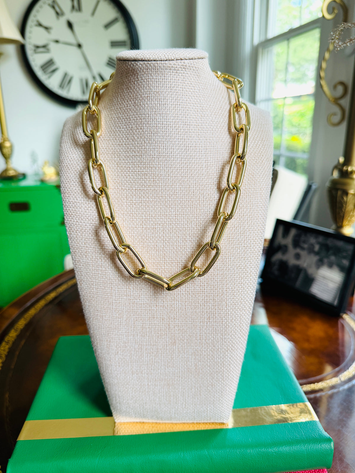 The Avenue Necklace