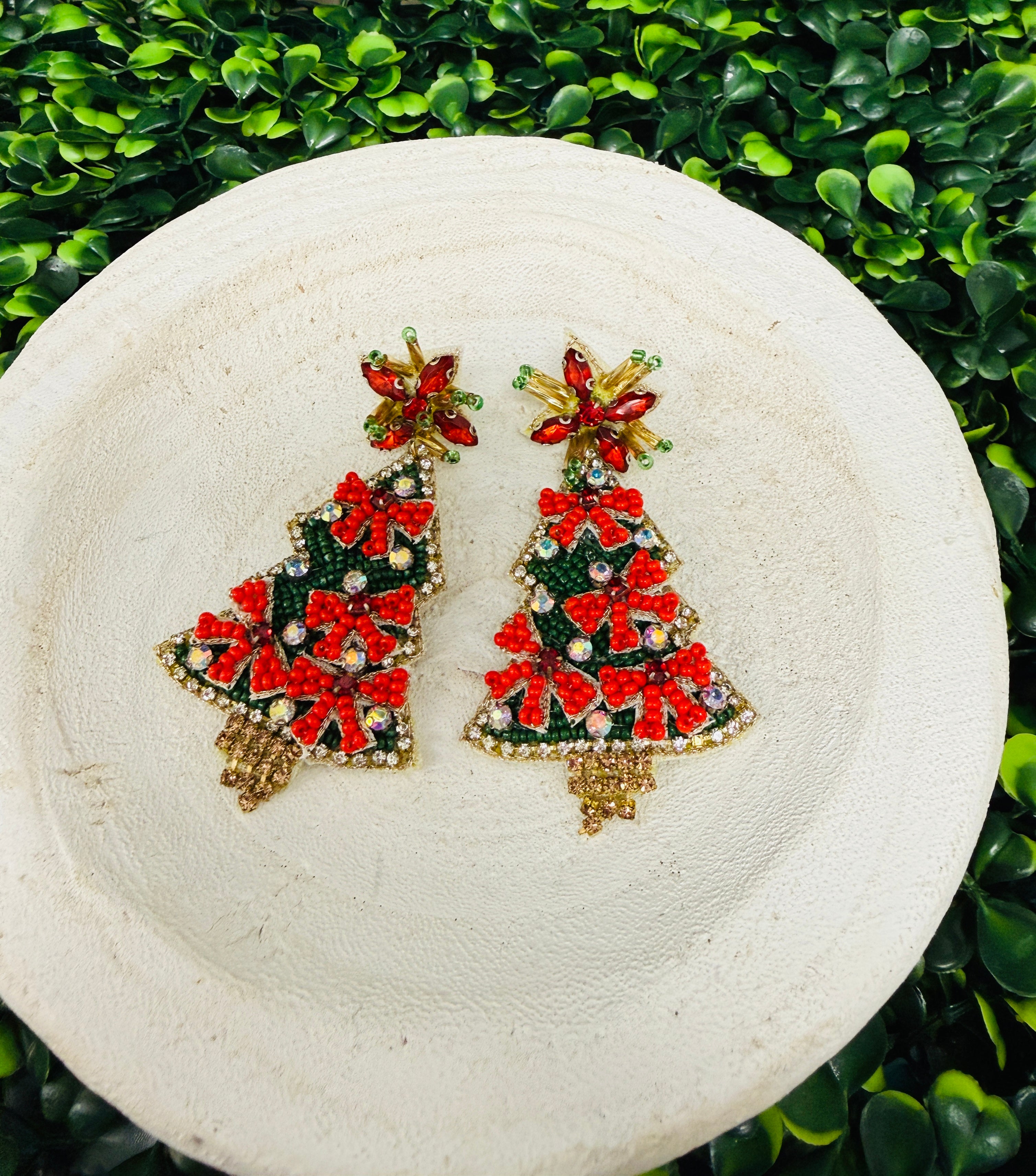 Merry Mistletoe Earrings